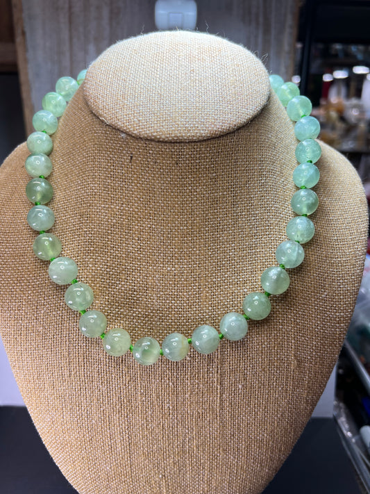 Prehnite knotted sterling silver bolo necklace