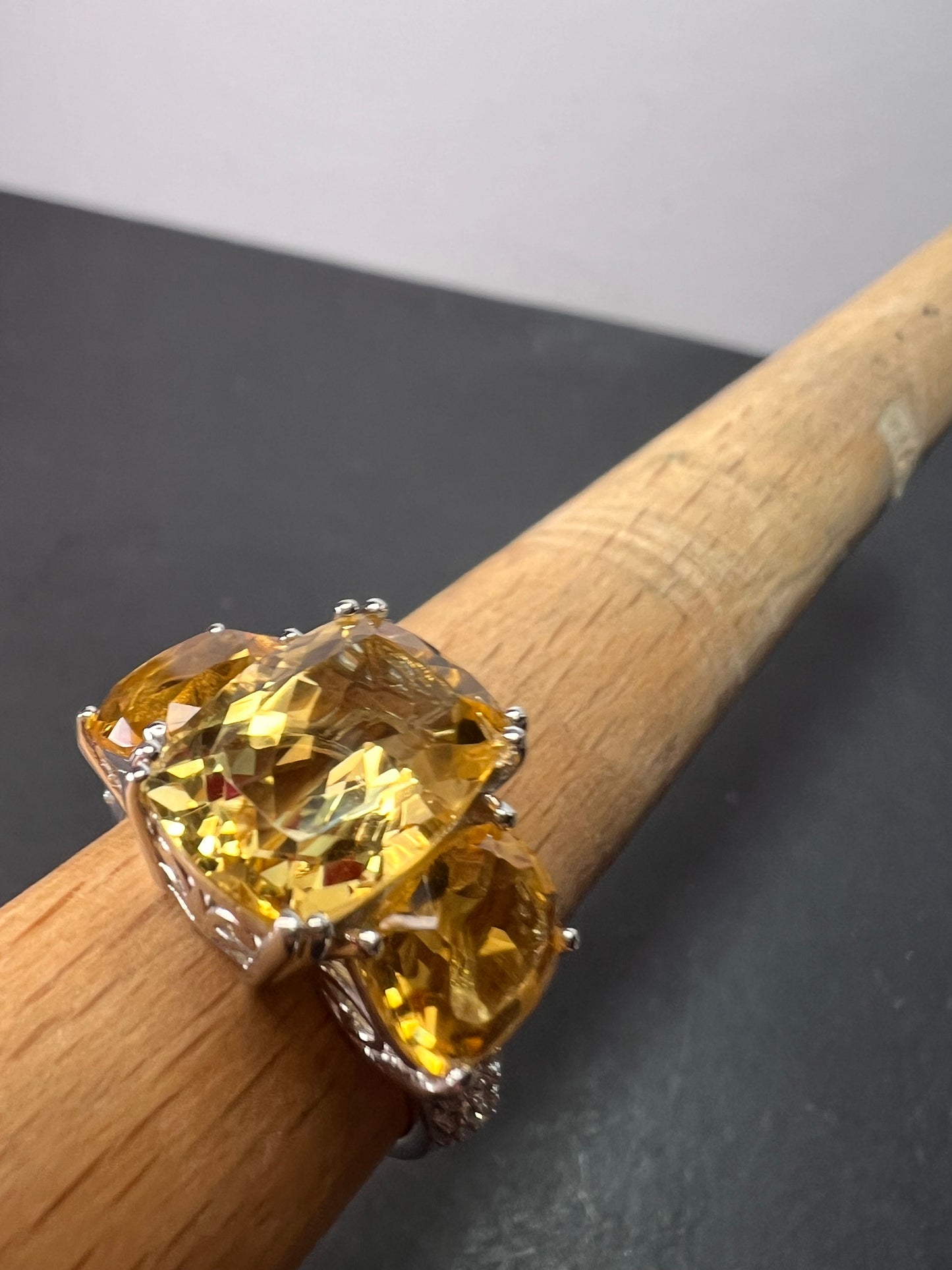 Brand new Brazilian citrine and white zircon 10.20 trilogy ring in platinum over sterling silver size 9