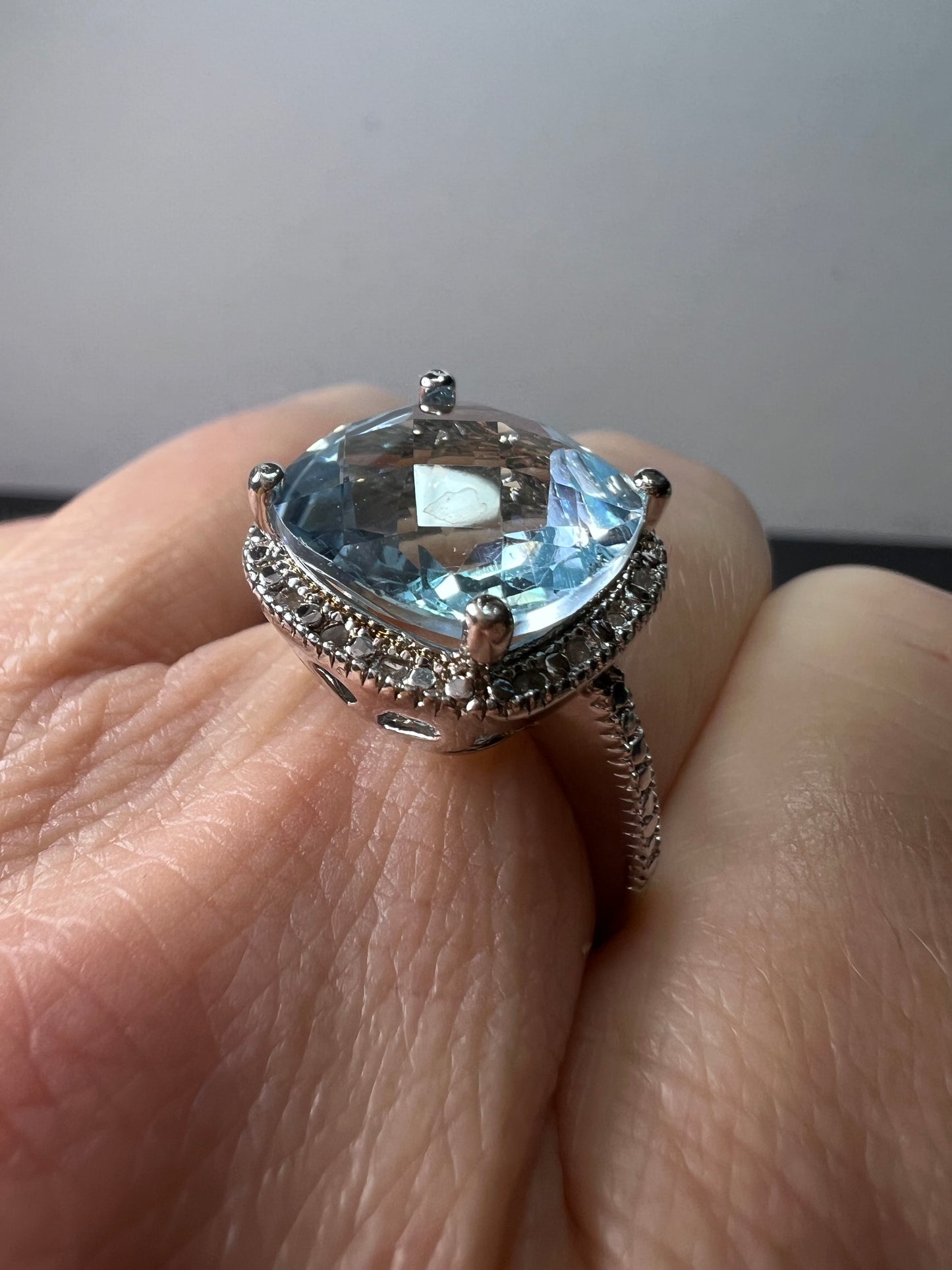 Victoria Townsend Blue Topaz & Rose Cut Diamonds 925 Sterling Silver halo Ring Size 9