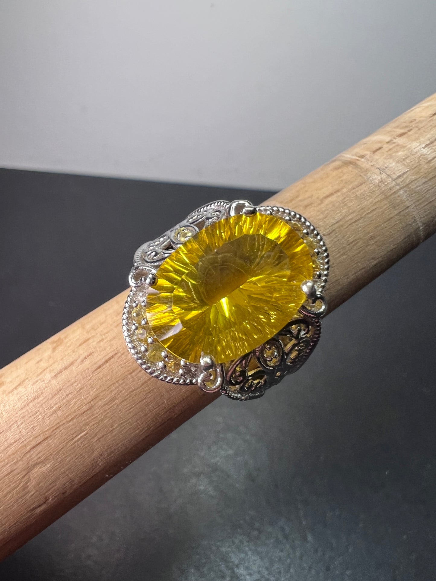 Big yellow topaz sterling silver ring size 9