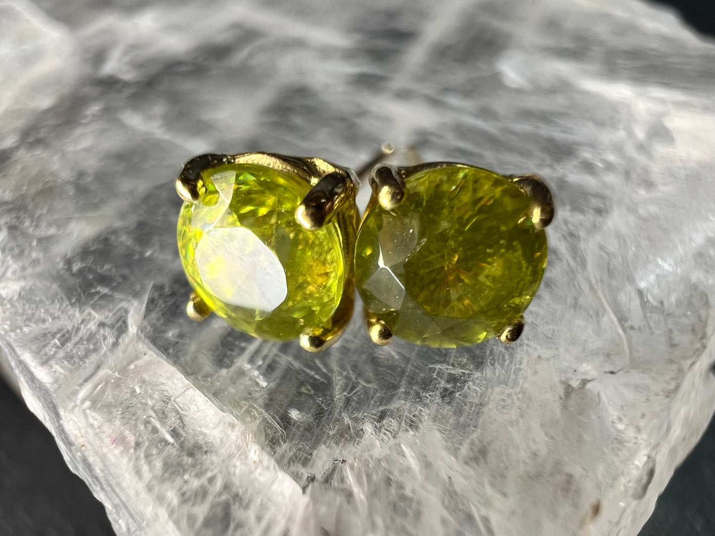 Rare Sphene Titanite Stud Earrings in 14k Yellow Gold