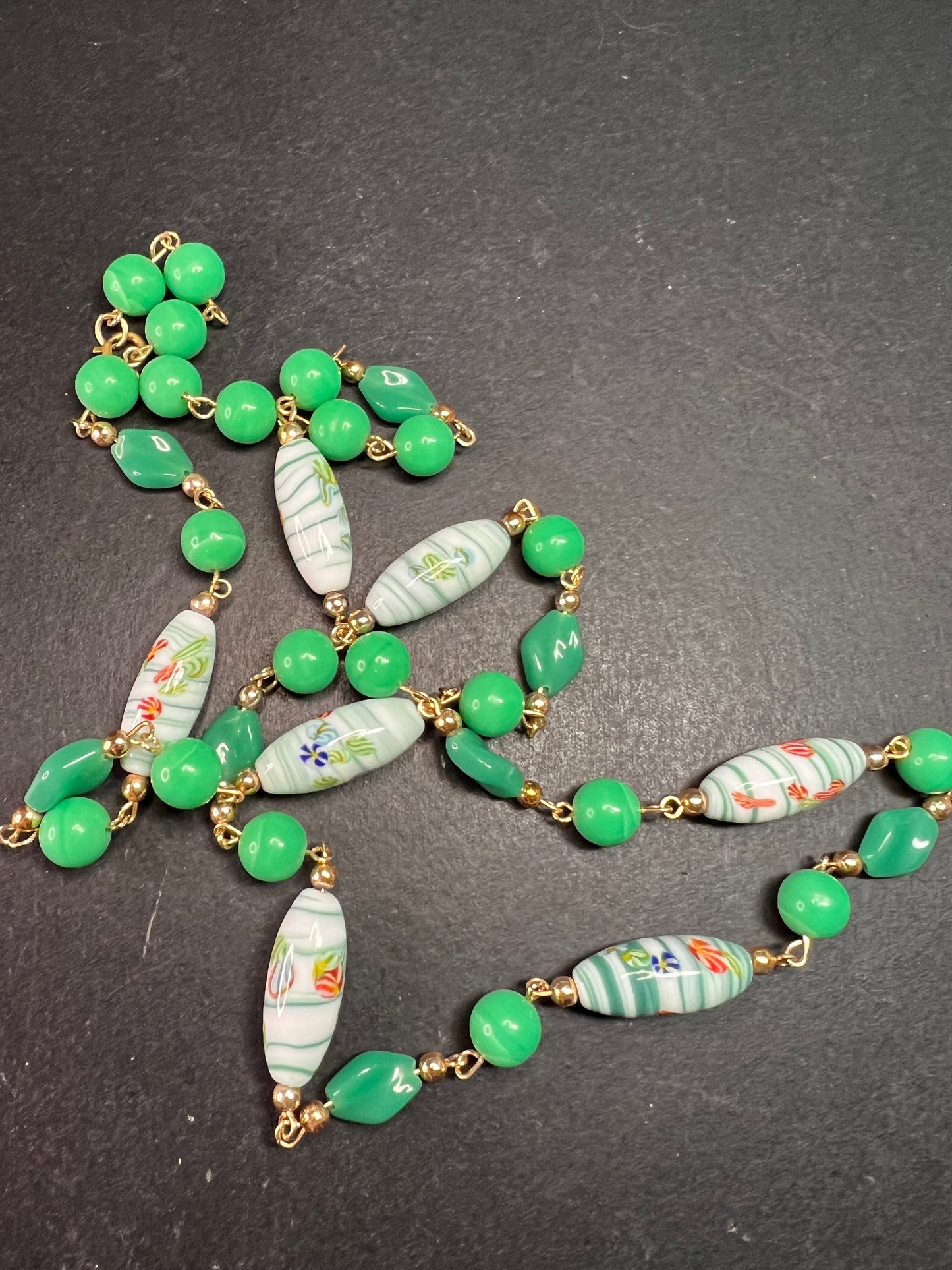 Vintage 32" Italian Murano Art Glass Green Floral Beaded Necklace