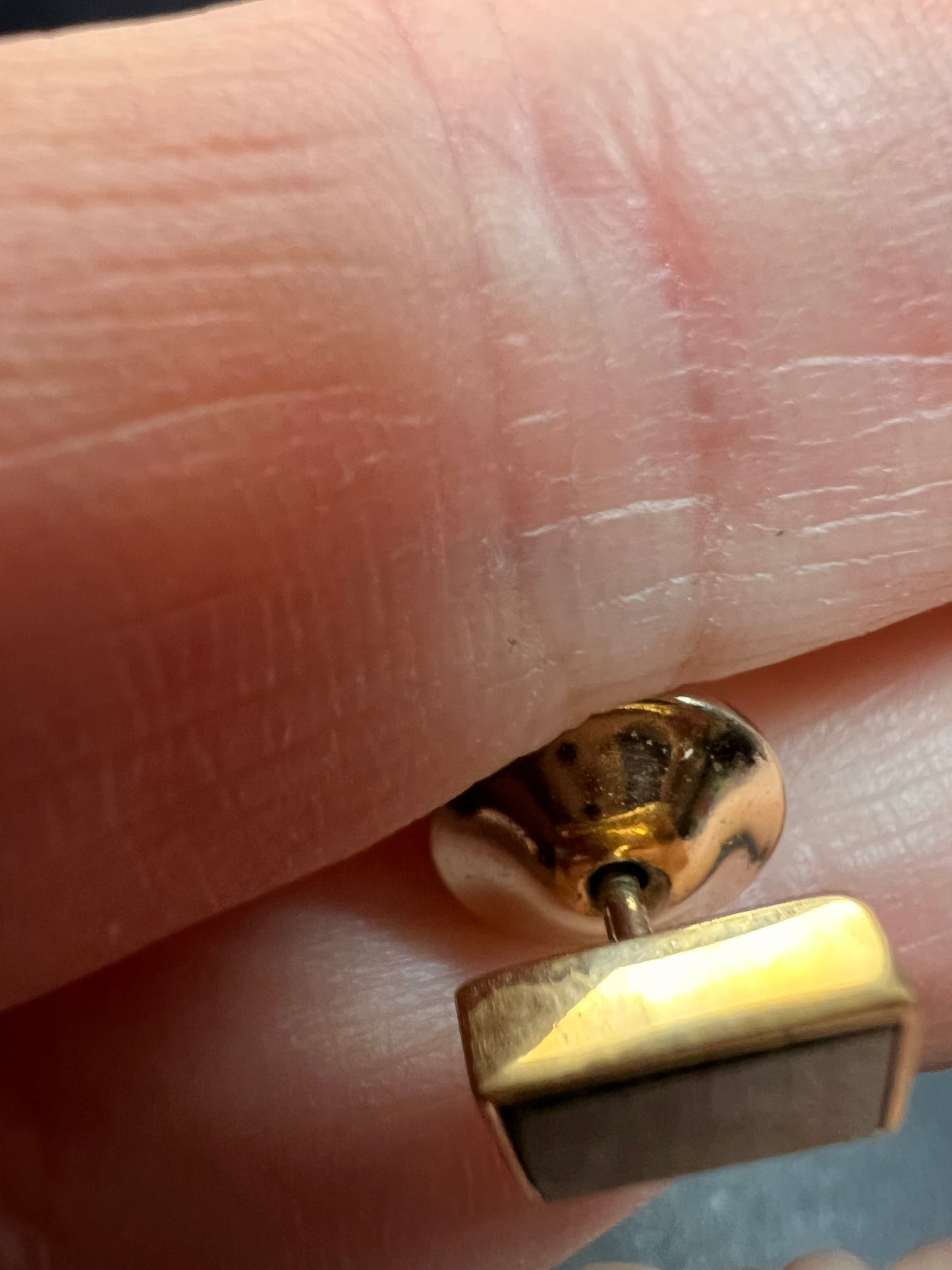 Vintage MCM La Mode Karatclad Nephrite Jade Gold Tone Rectangular Tie Tac