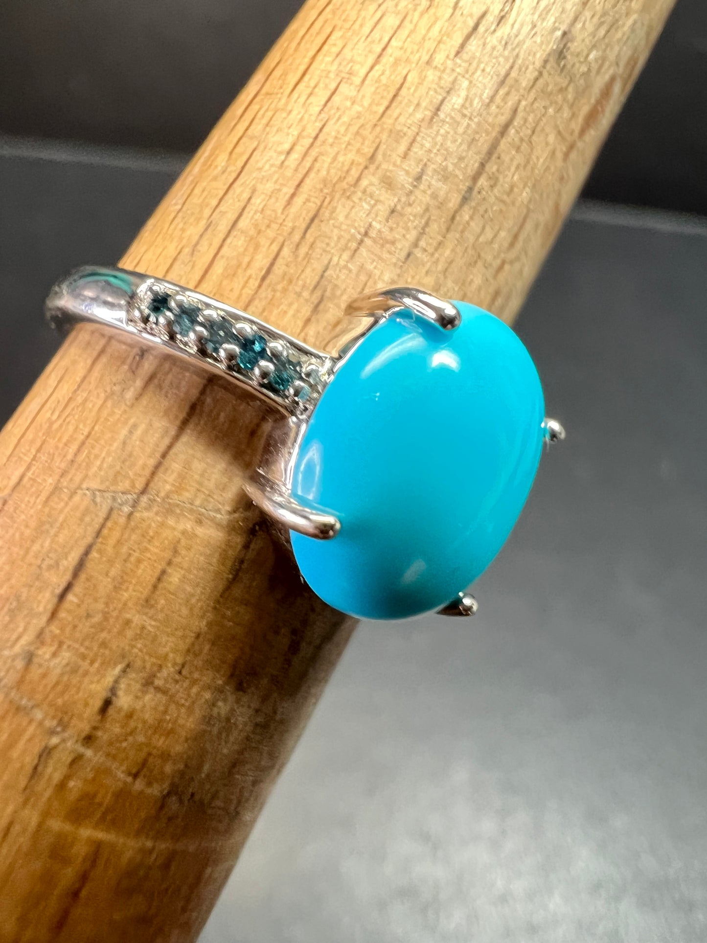 Sterling Silver Turquoise Ring with Blue Diamond Accents Size 6