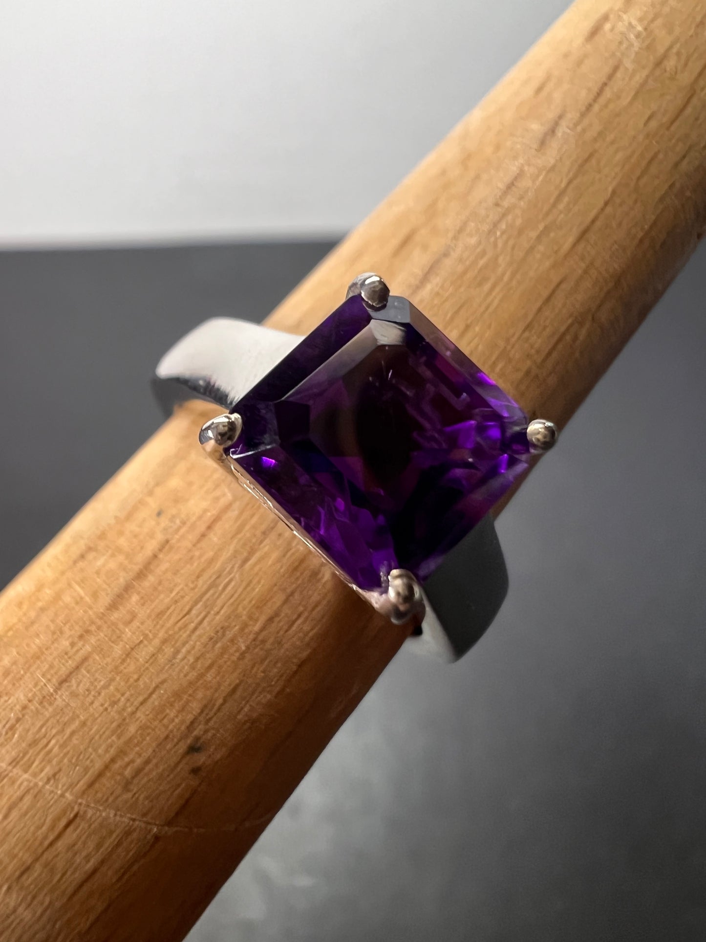 Asscher cut Moroccan amethyst solitaire ring in platinum over sterling silver size 5 *NEW*