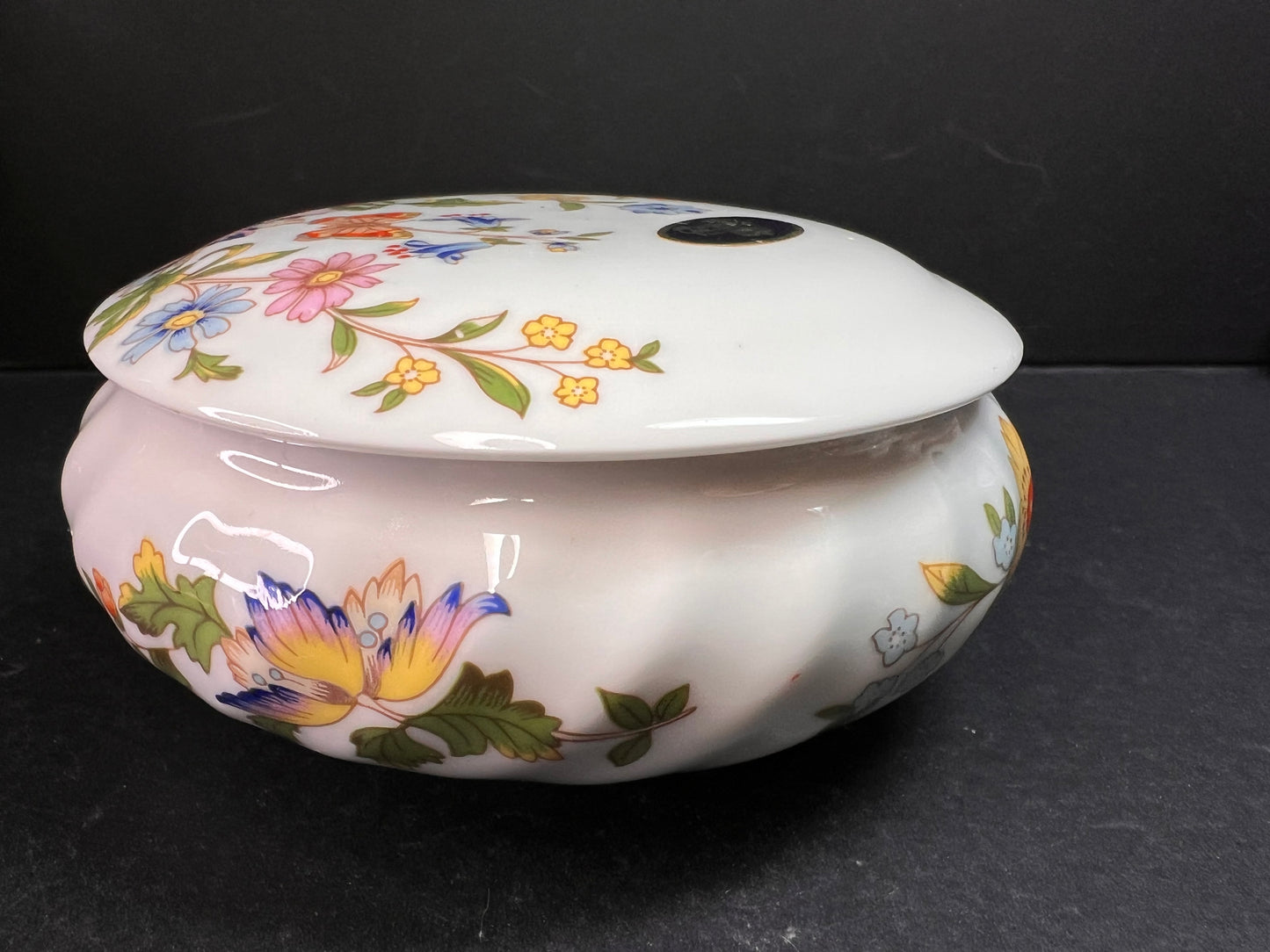 Aynsley Cottage Garden Trinket Box Fine Bone China Made in England