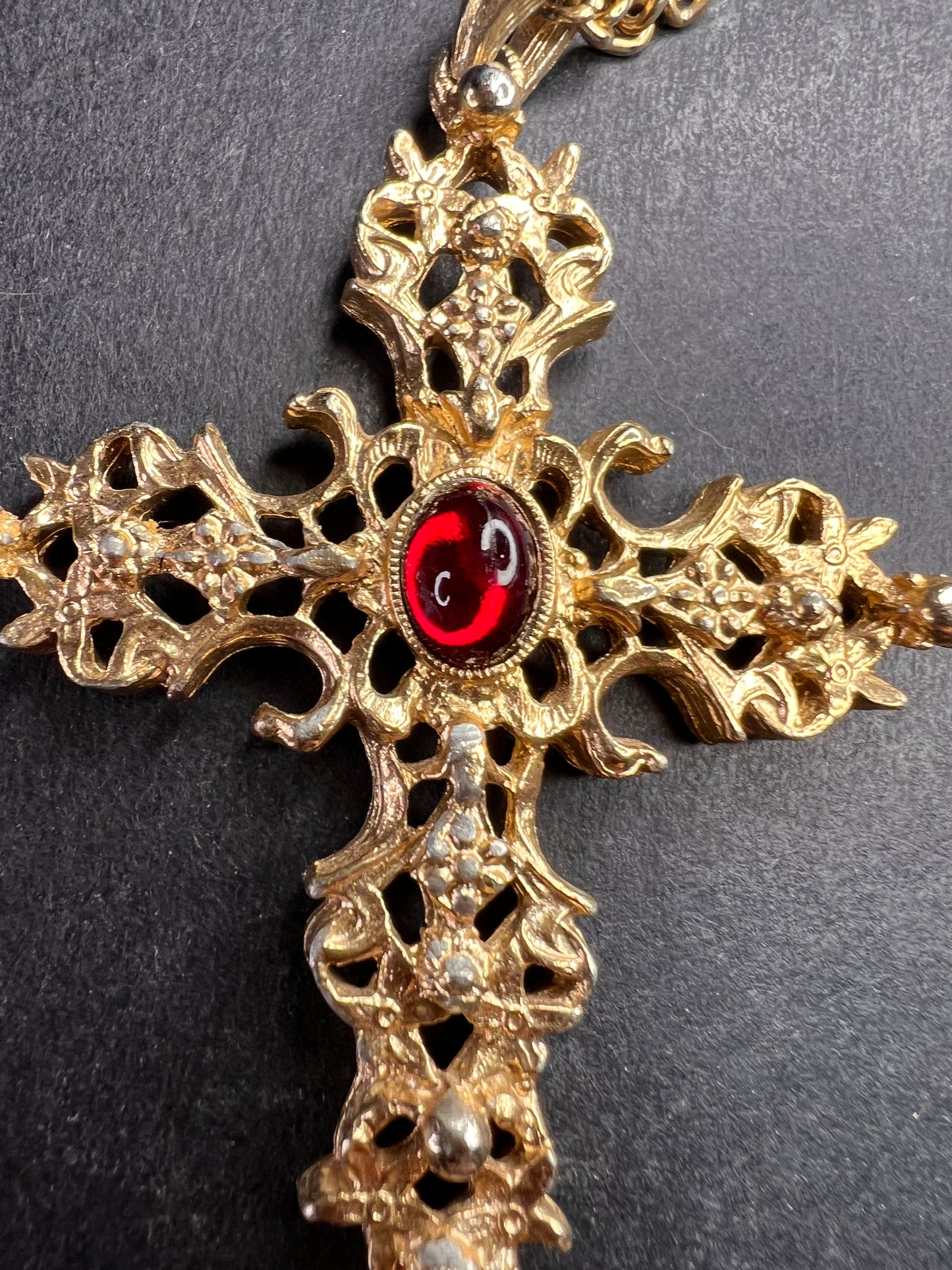 Vintage Avon Red Cabochon Filigree Cross Necklace 24”