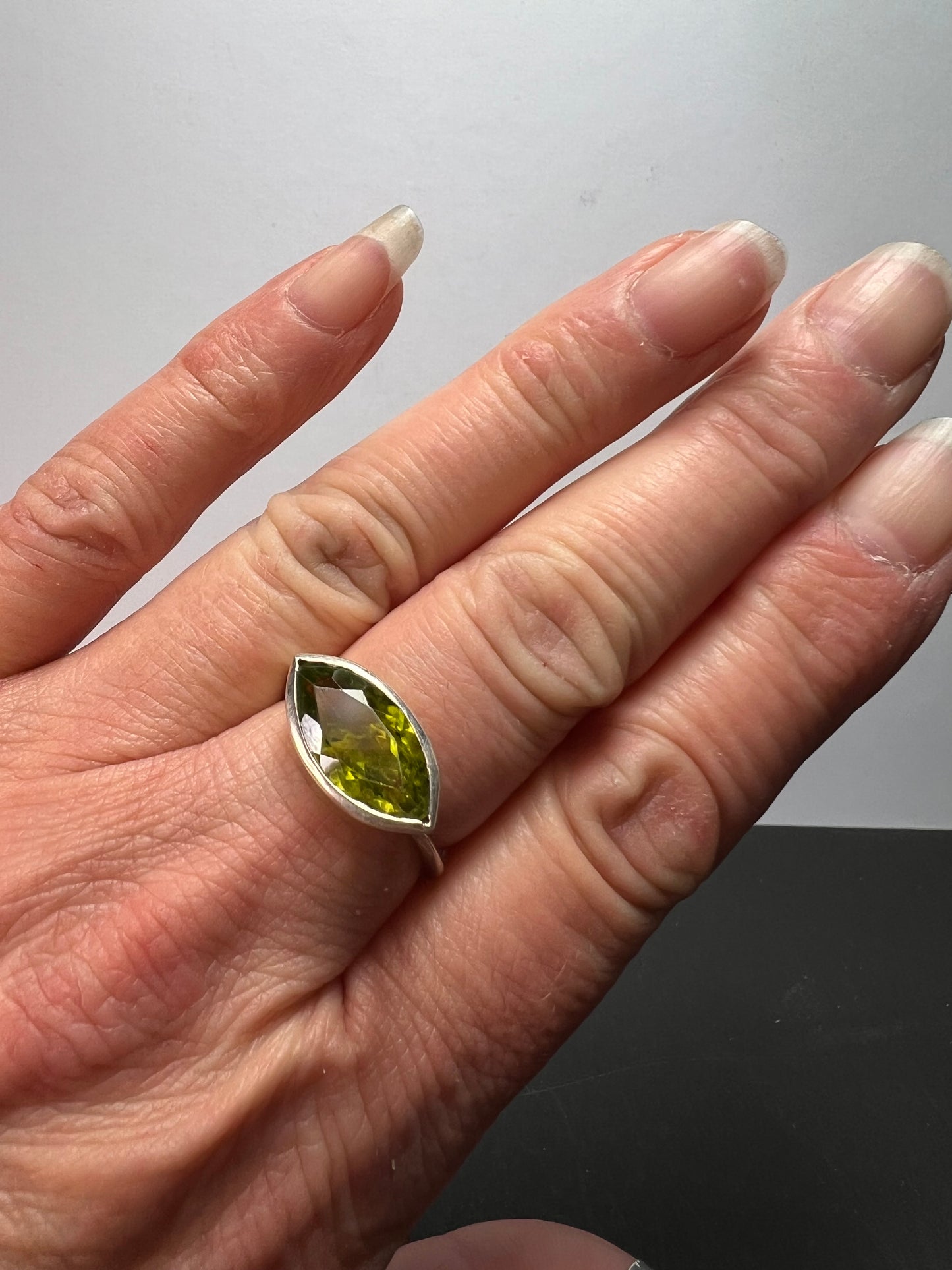 NEW peridot marquis gemstone sterling silver ring size 8.5