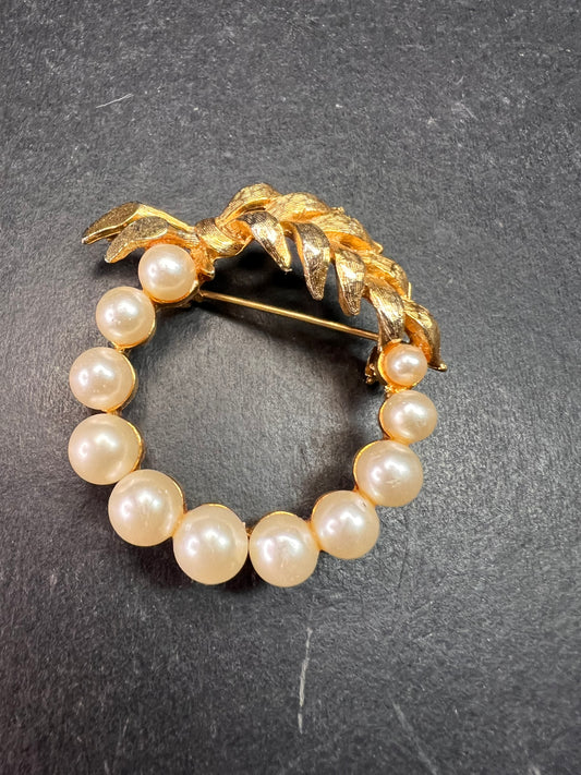 Vintage Marvella Faux Pearl Gold Tone Wreath Brooch Mid Century