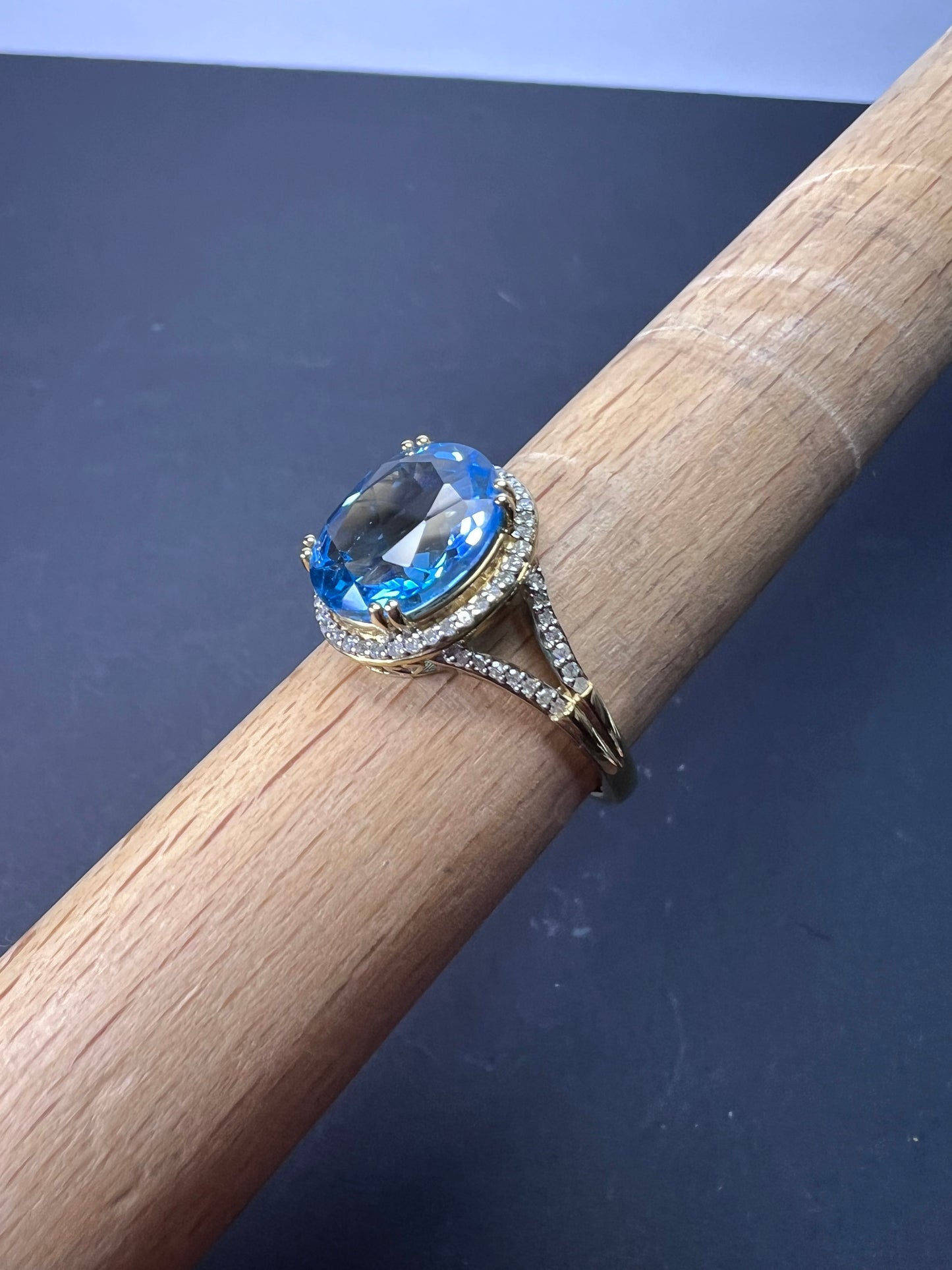 Swiss blue topaz and diamond 10k gold halo ring size 9