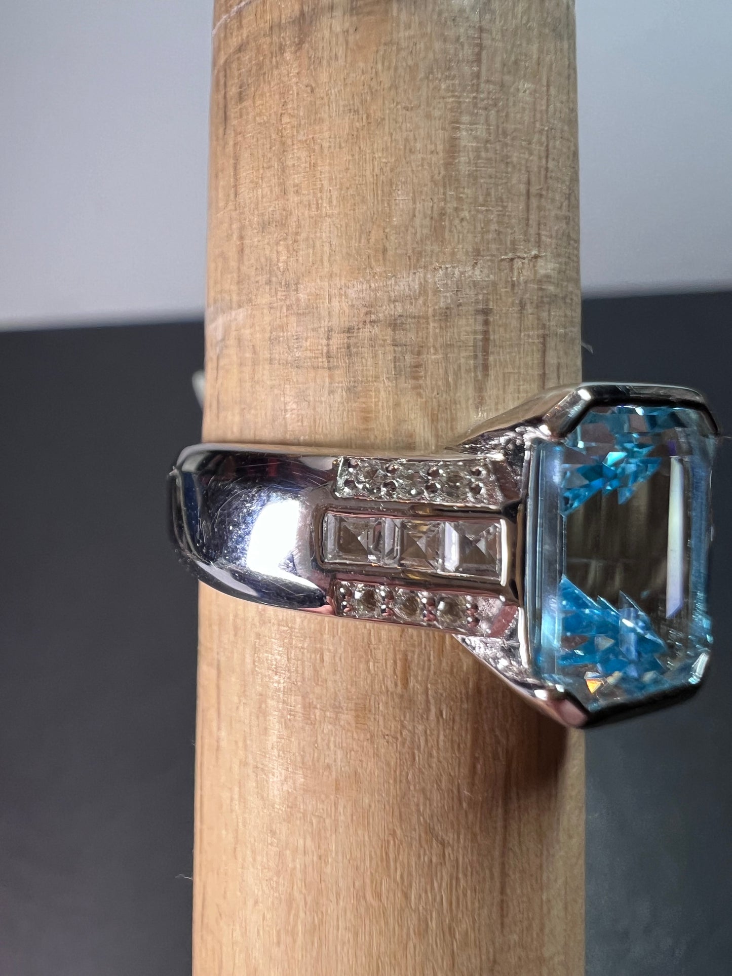 Blue and white topaz sterling ring size 9