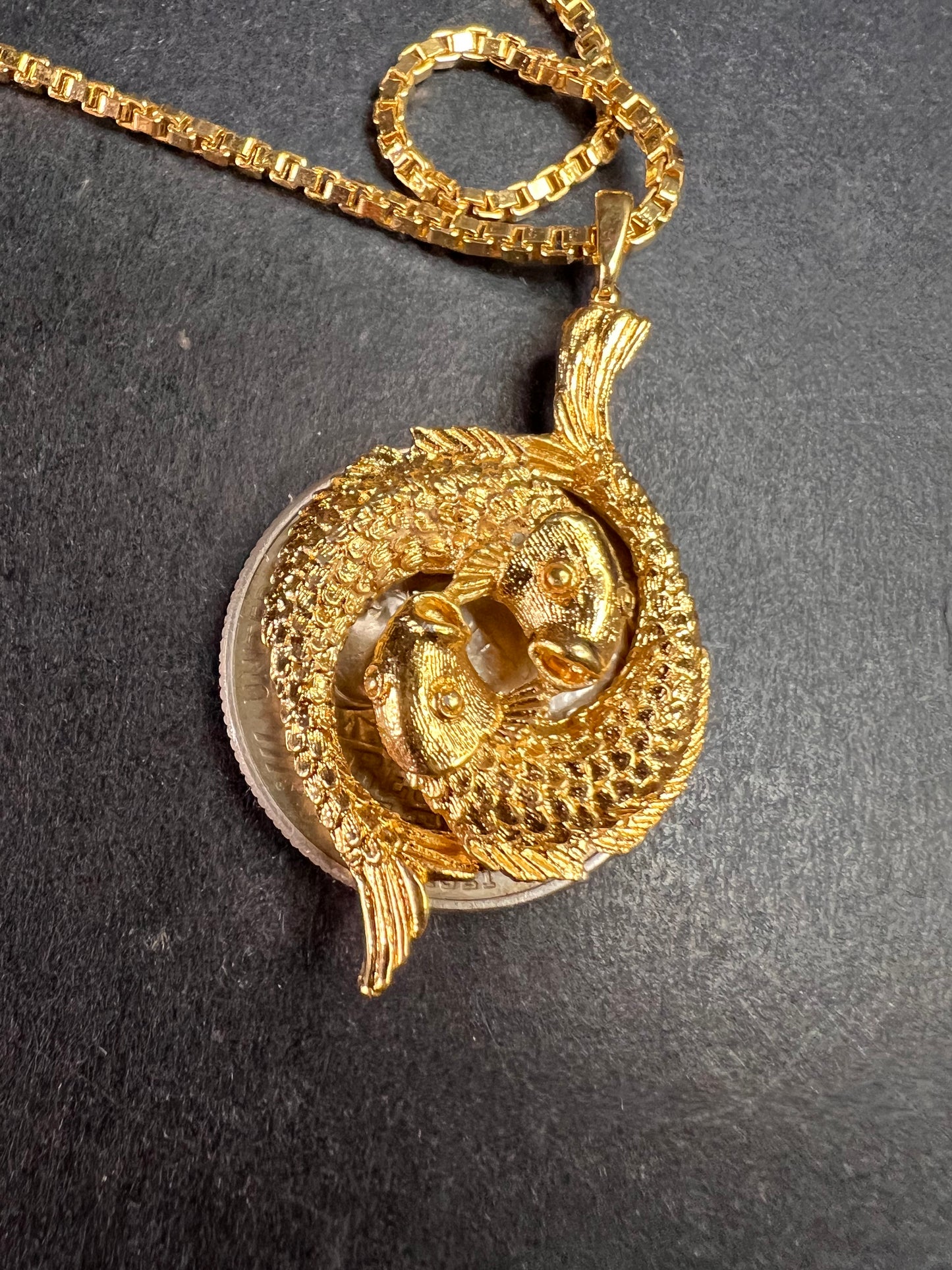 Vintage Monet Pisces Ouroboros Gold Tone Necklace 18 Inch