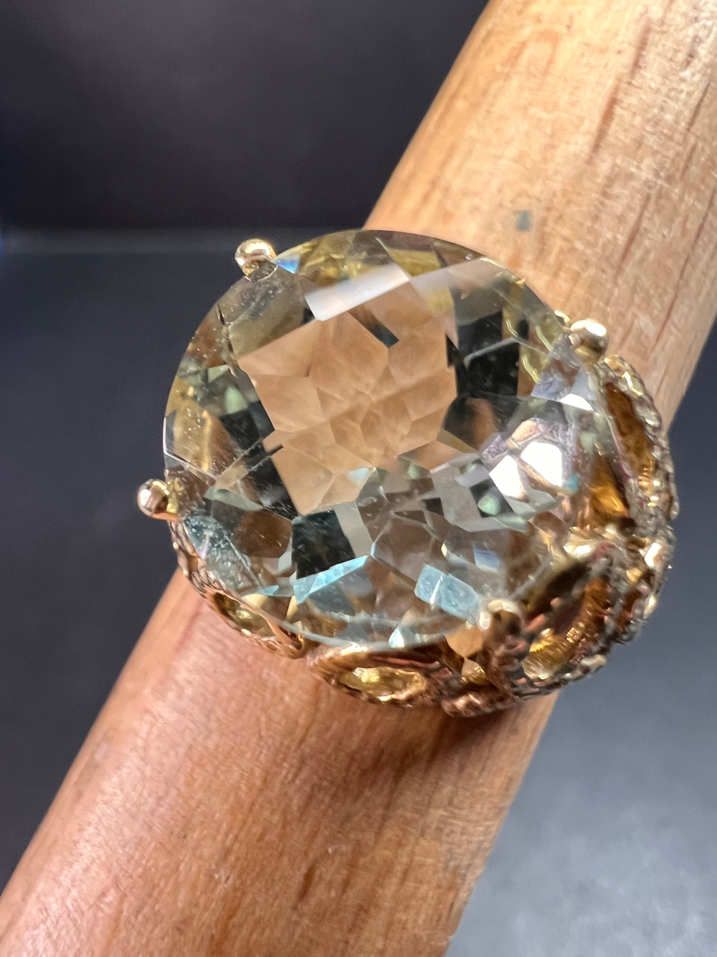 Vintage 10K Yellow Gold Prasiolite (Green Amethyst) Filigree Statement Ring Size 7