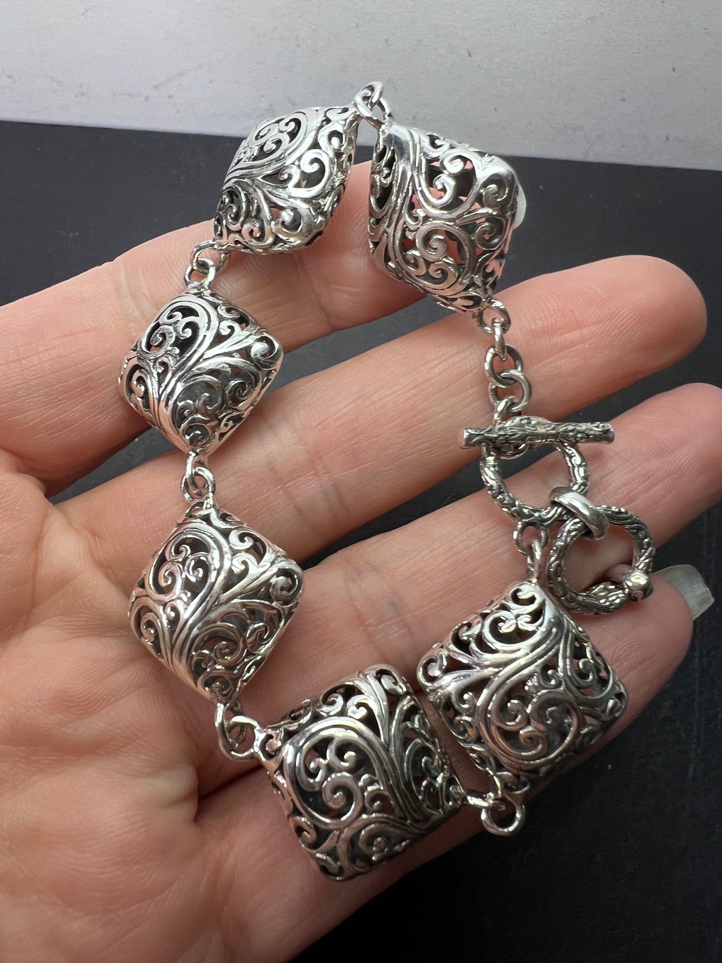 Bali Legacy Sterling Silver Toggle Clasp Square Bracelet (7.25 In) 21.40 Grams