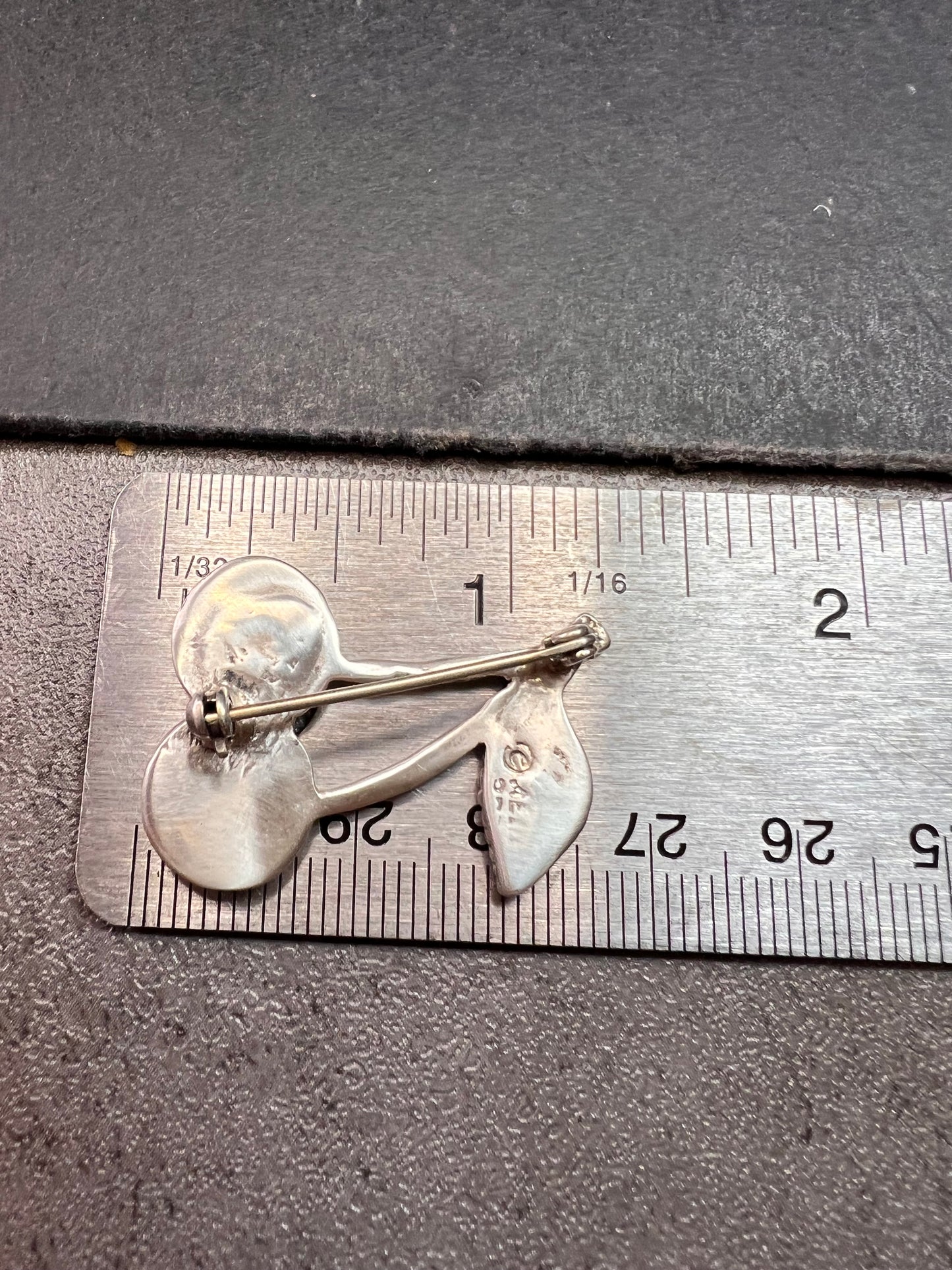 Vintage 80’s sterling silver cherries brooch pin