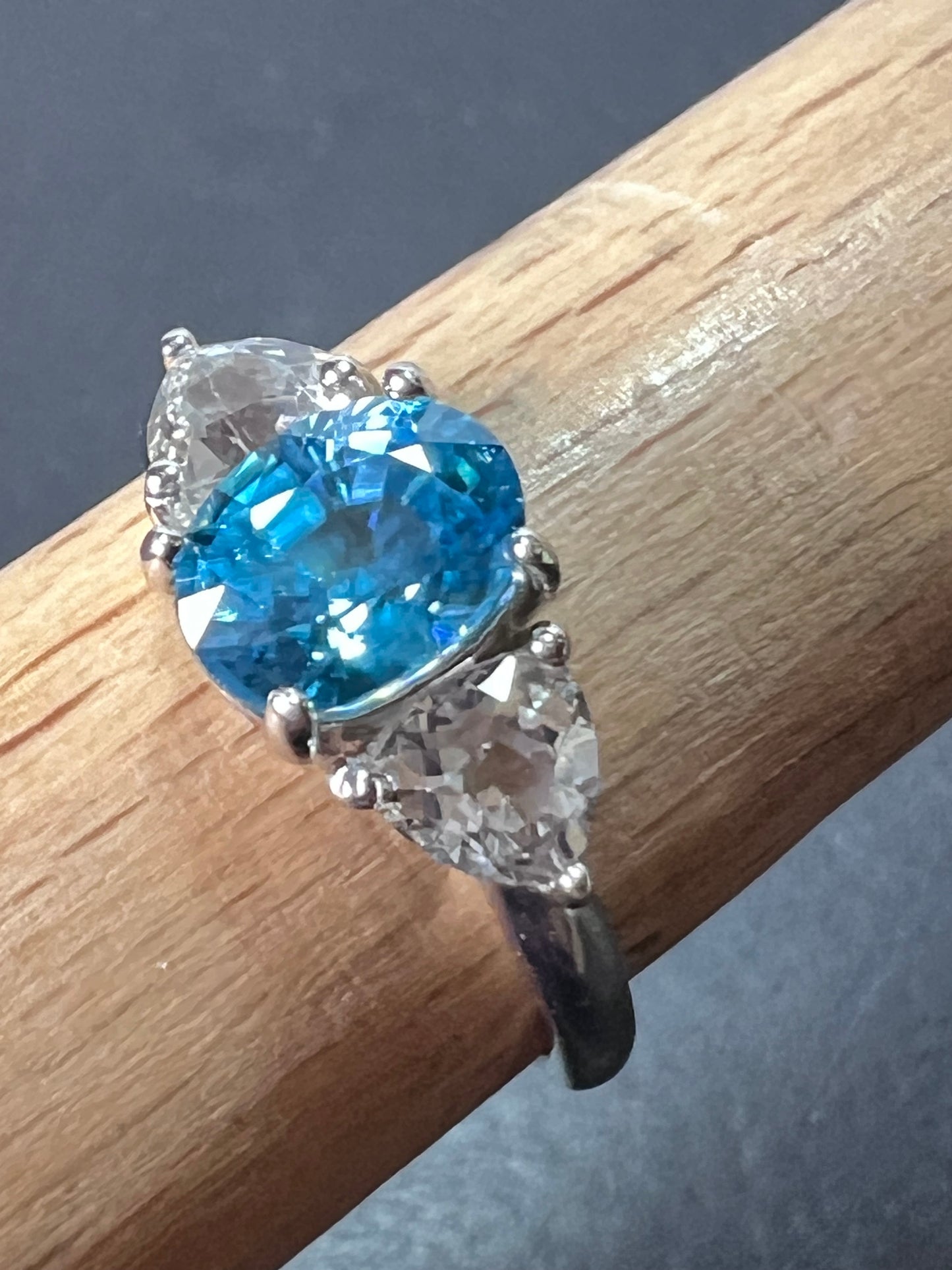 Blue and white topaz sterling silver ring size 9