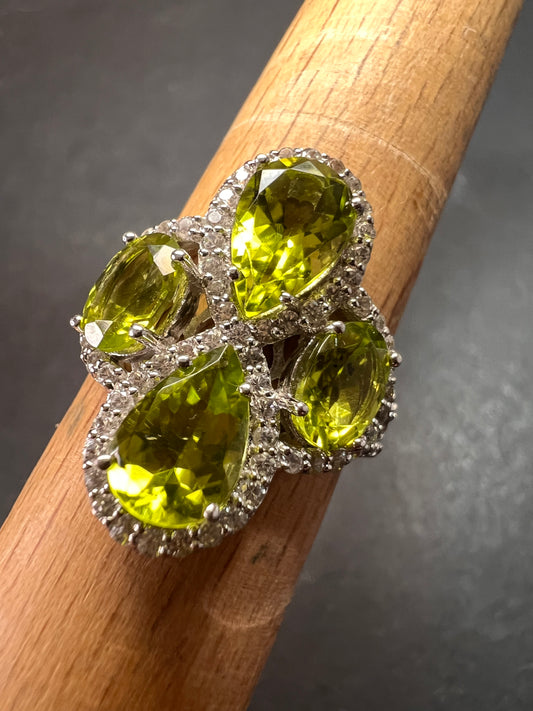 Peridot and zircon sterling silver cocktail ring size 8