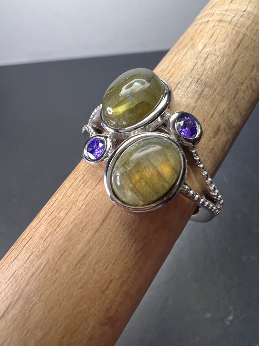 Labradorite and purple CZ sterling silver ring size 9