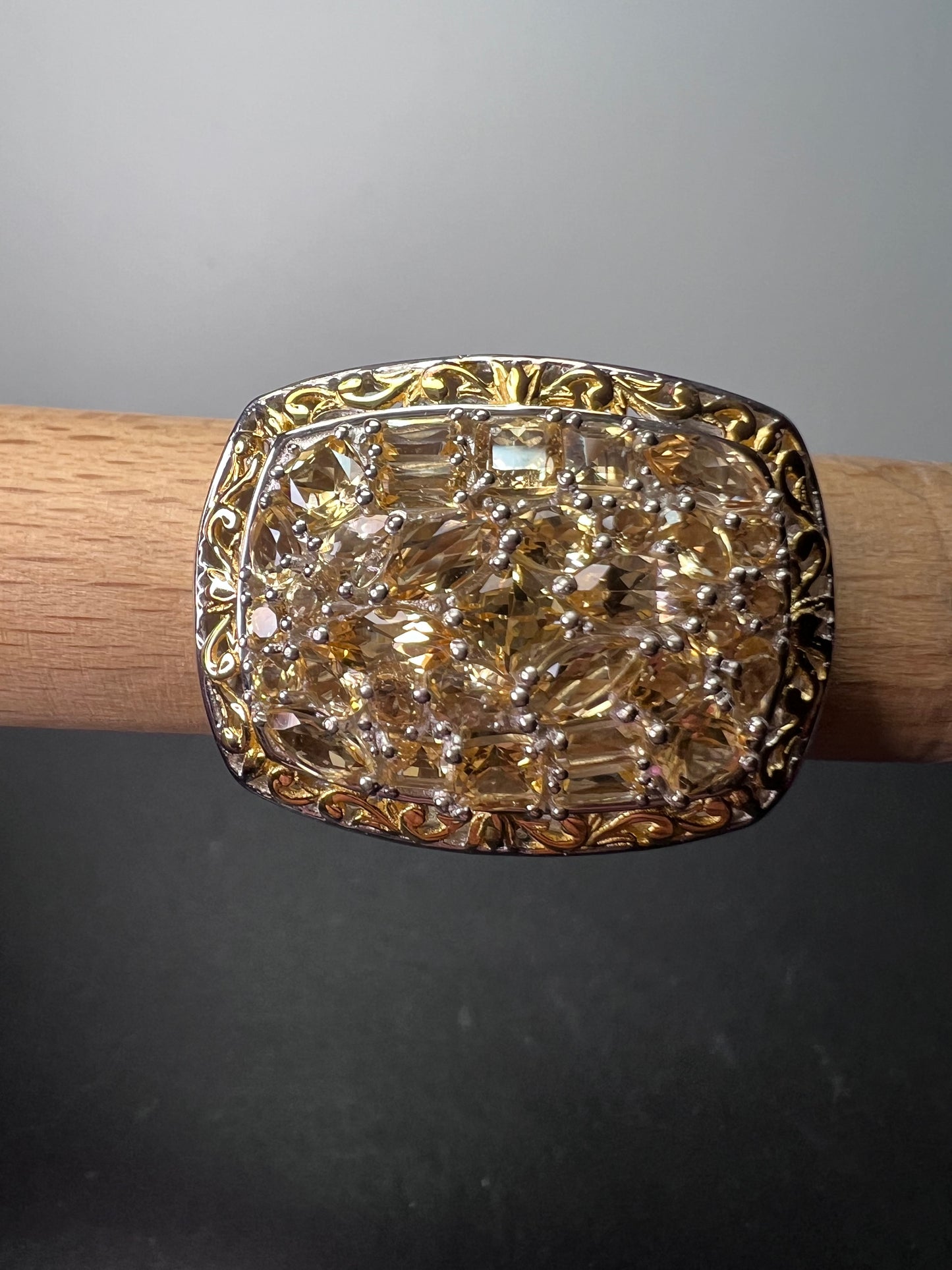 Big huge golden topaz two toned cocktail ring size 9