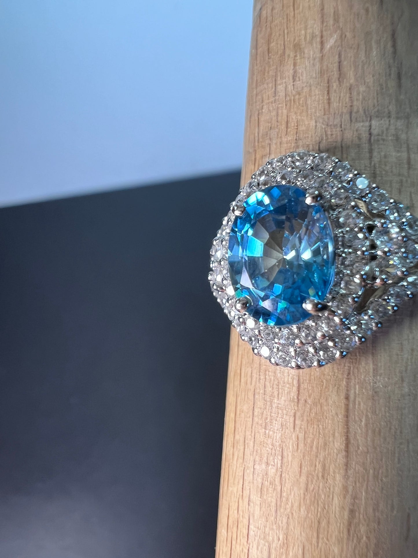 10k white gold blue topaz and white zircon double halo ring size 9