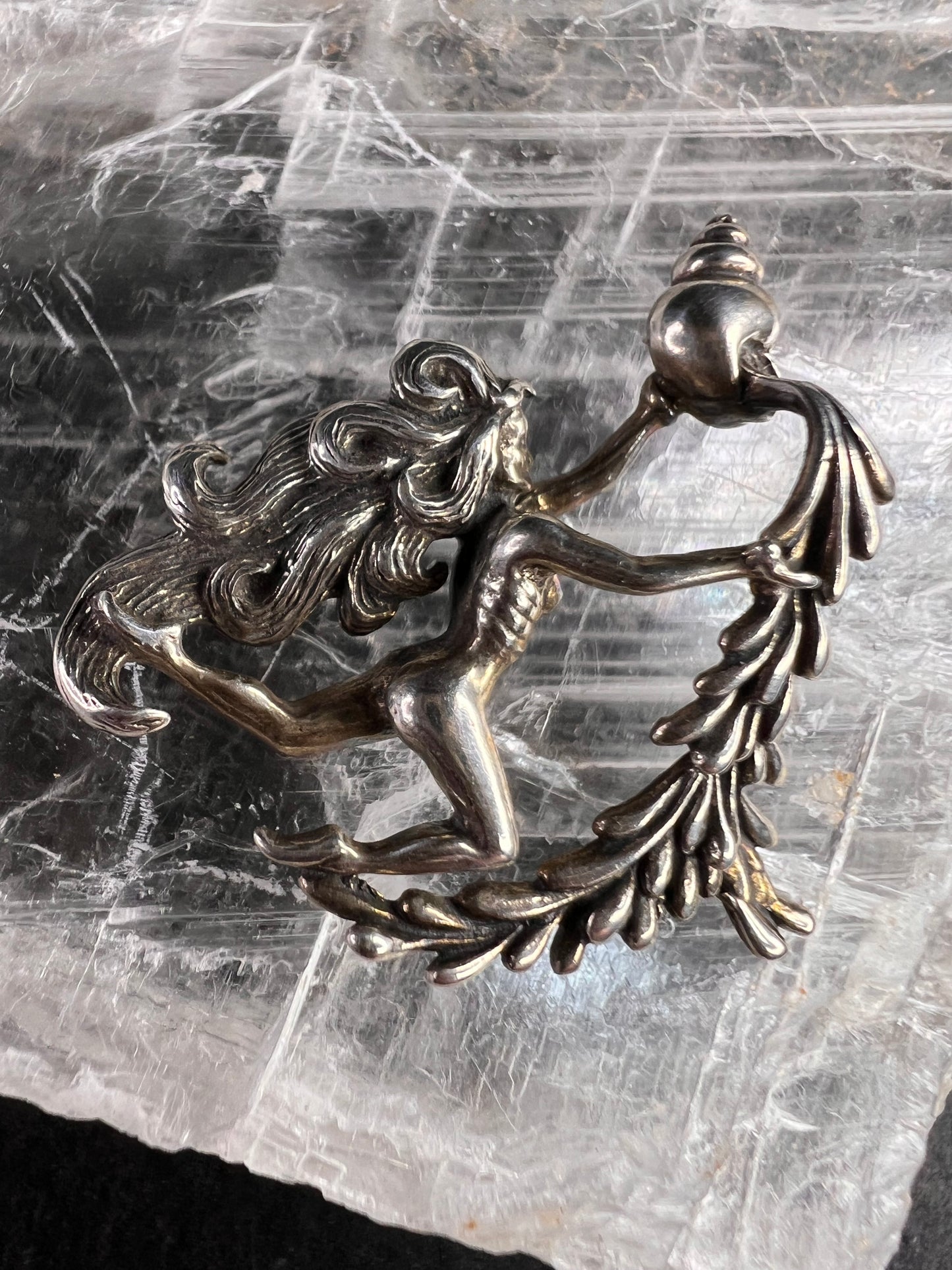 Vintage Sterling Silver Aquarius Water Bearer Zodiac Pendant 3.38g