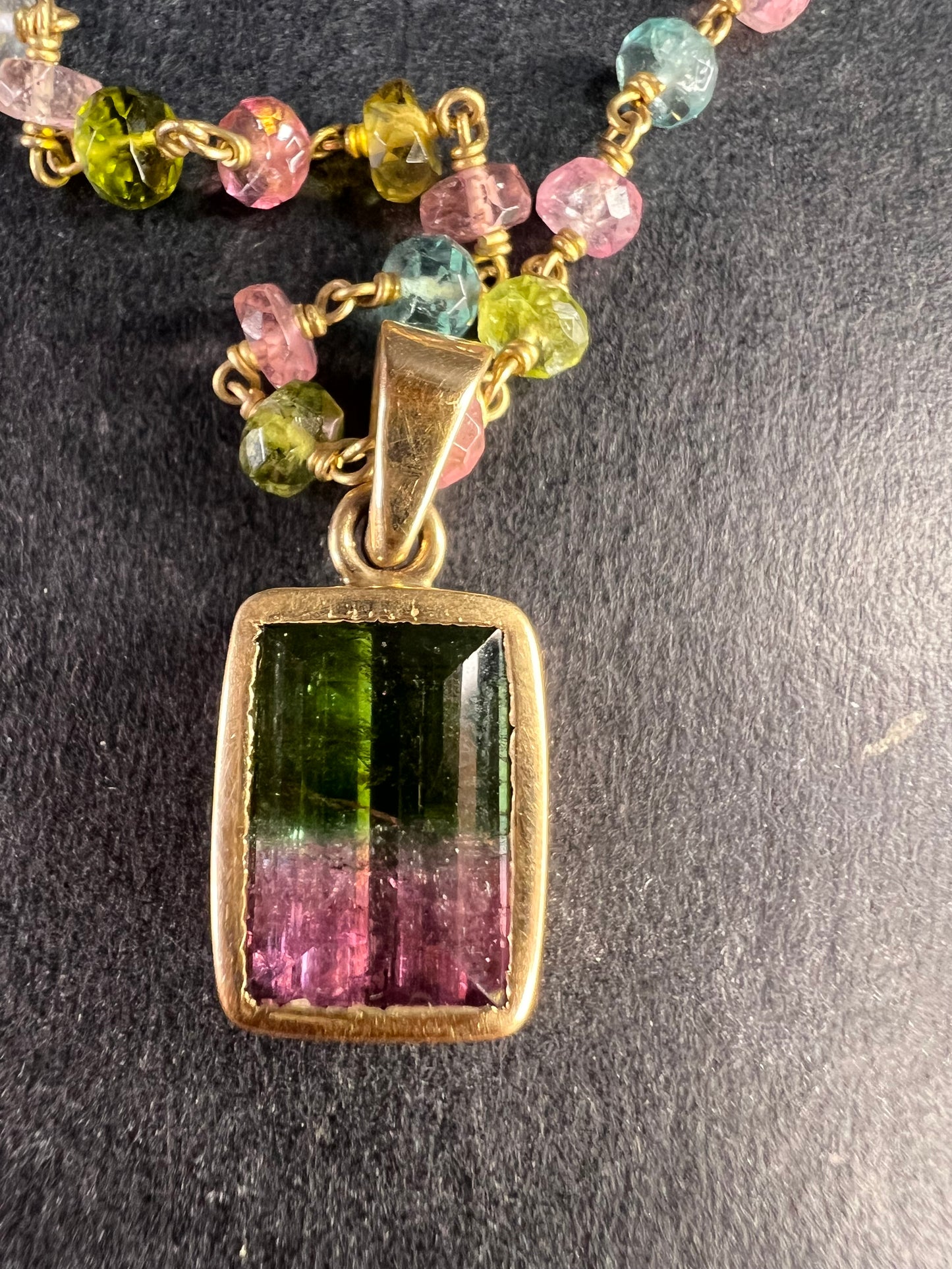 Vintage 14k & 18k gold watermelon tourmaline pendant necklace