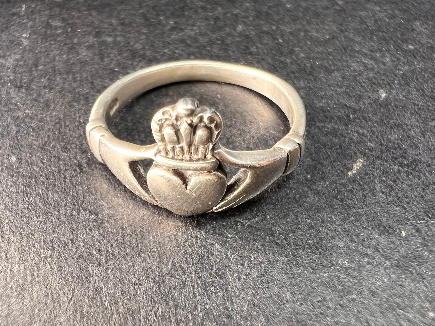Vintage claddagh sterling silver ring size 6