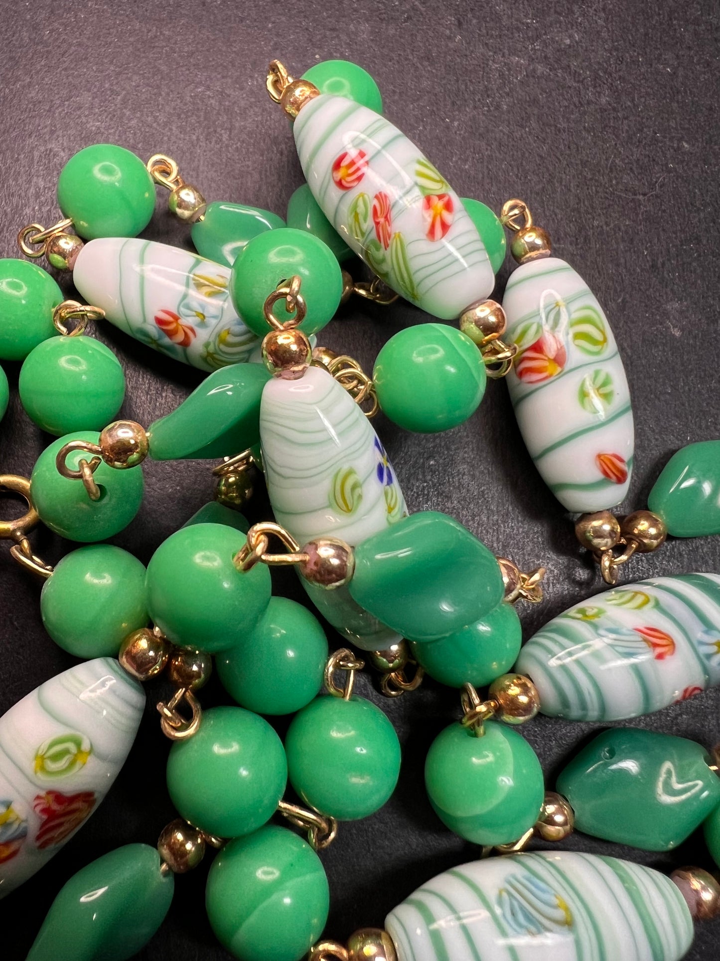 Vintage 32" Italian Murano Art Glass Green Floral Beaded Necklace