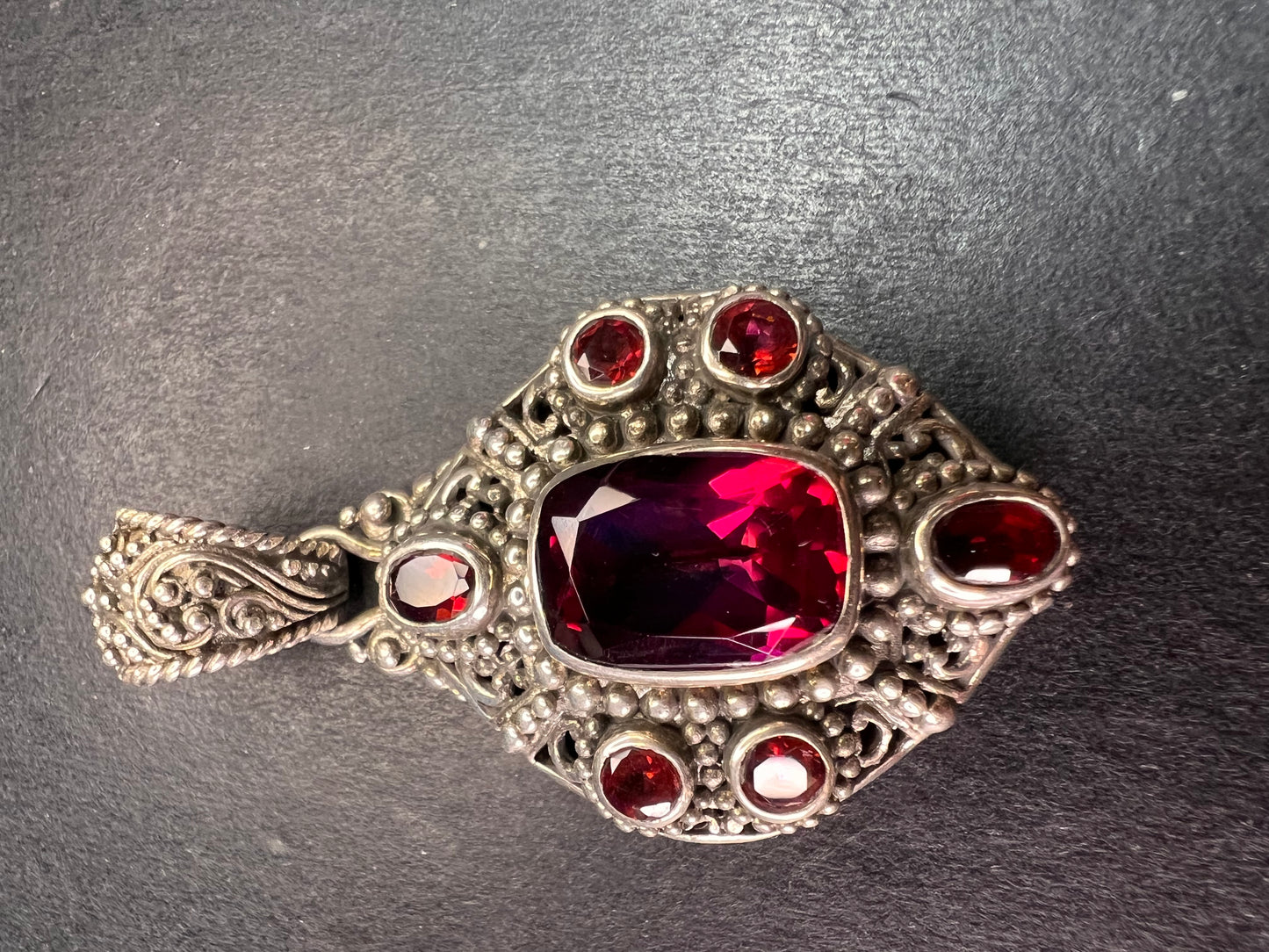 Sarda Sterling Silver Mystic Crimson Quartz Pendant – Handcrafted Balinese 925