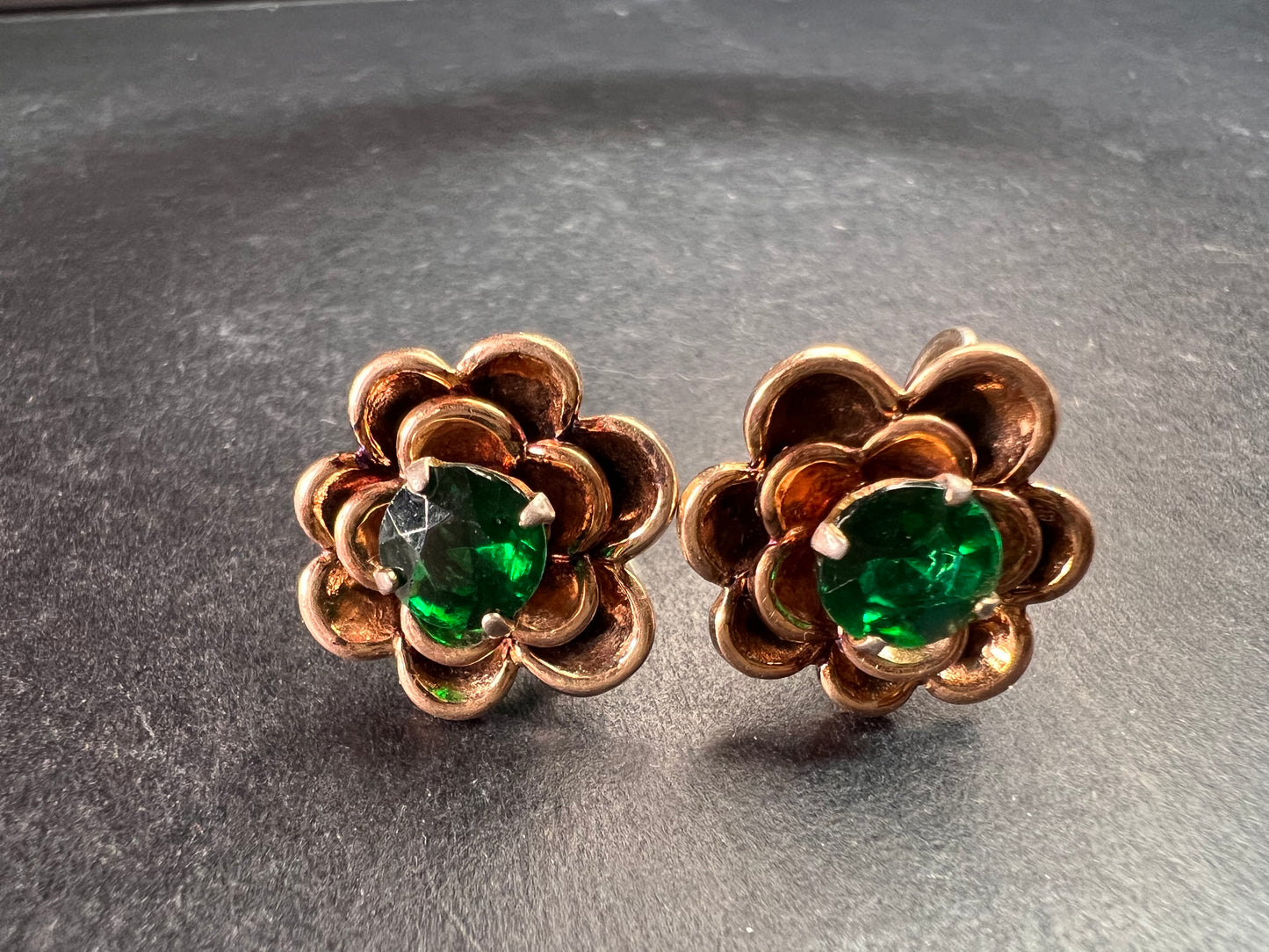 Vintage 1940s Vermeil Flower Screw Back Green Paste Earrings