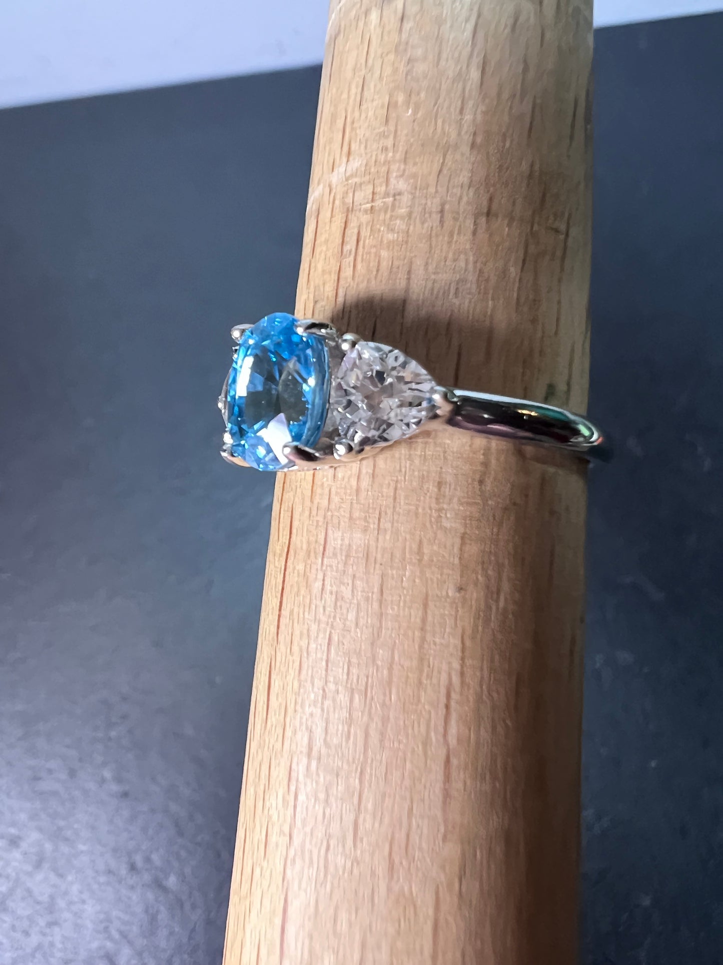 Blue and white topaz sterling silver ring size 9