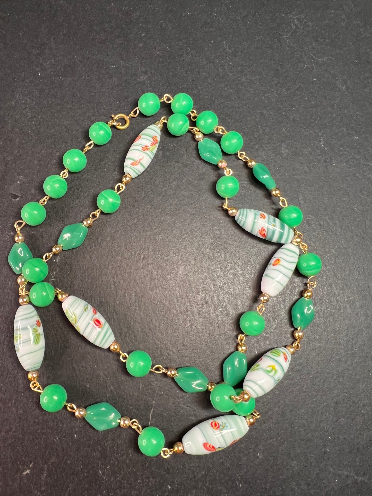 Vintage 32" Italian Murano Art Glass Green Floral Beaded Necklace