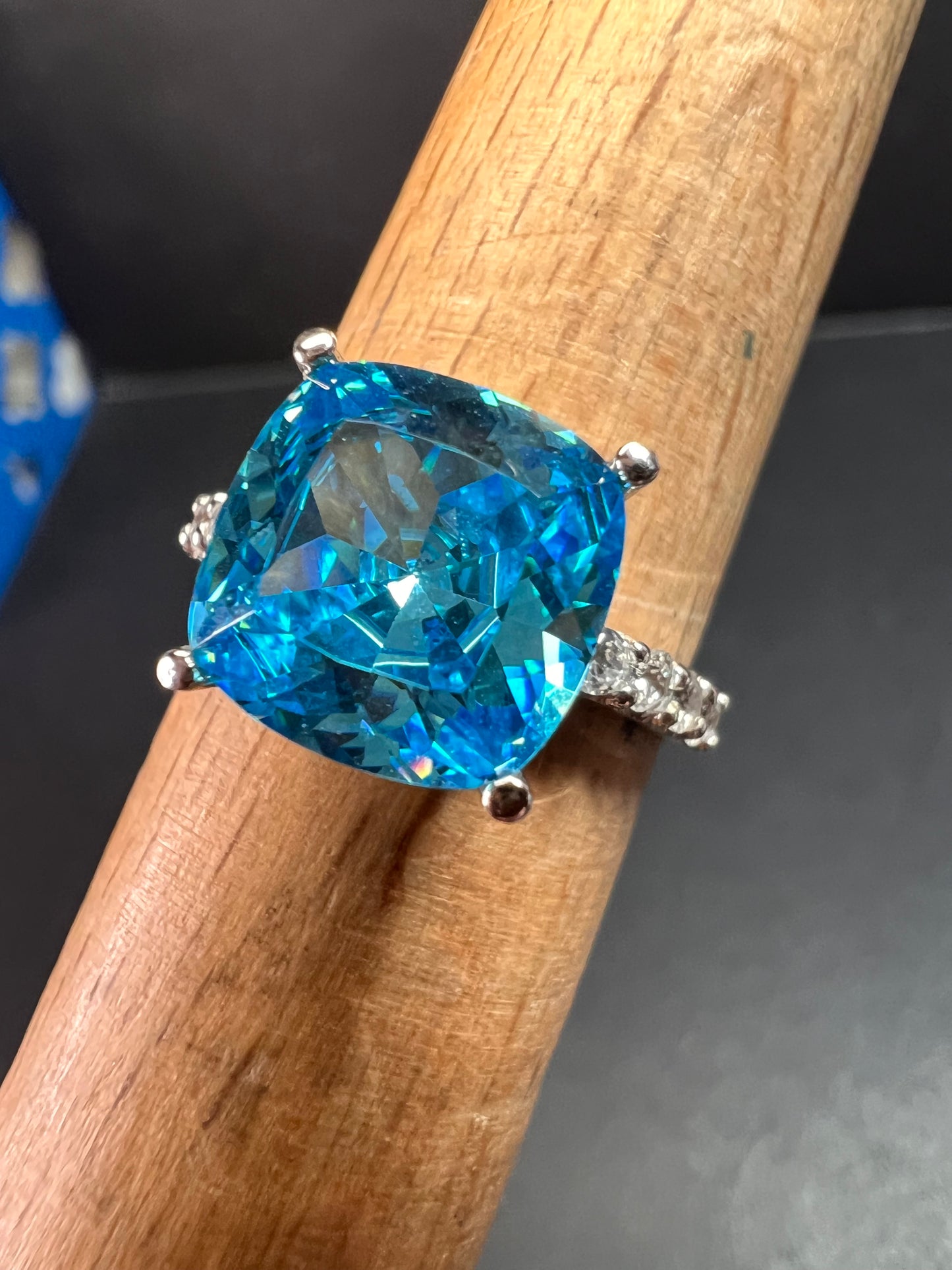 Vintage 14K White Gold Cushion Cut CZ Engagement Ring Size 7