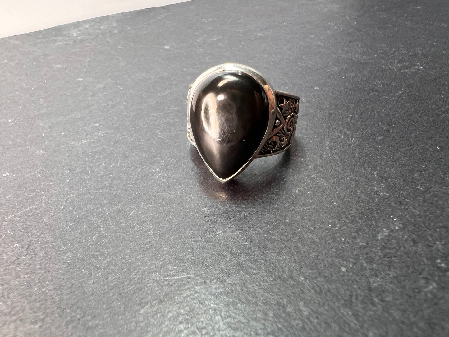 Elite shungite sterling silver teardrop ring size 7