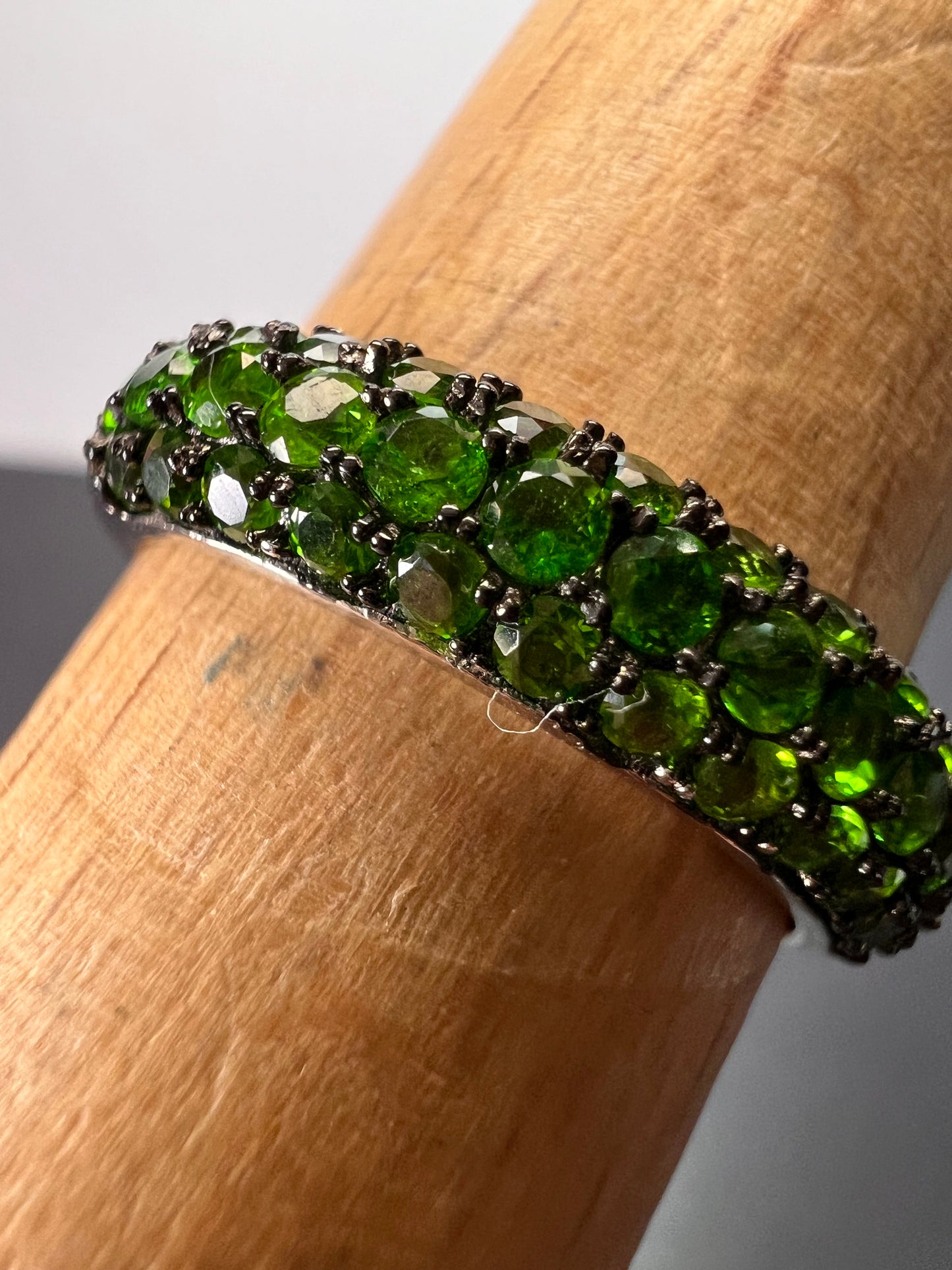 Green Chrome Diopside Rhodium Over Sterling Silver Ring 1.18ctw size 9