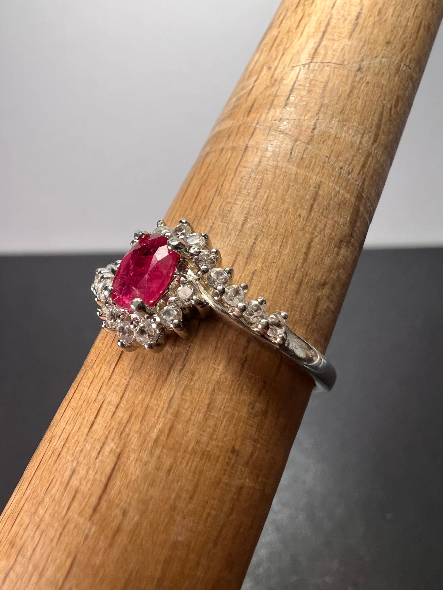 Mozambique ruby and zircon sunburst ring in platinum over sterling silver size 8 *NEW*