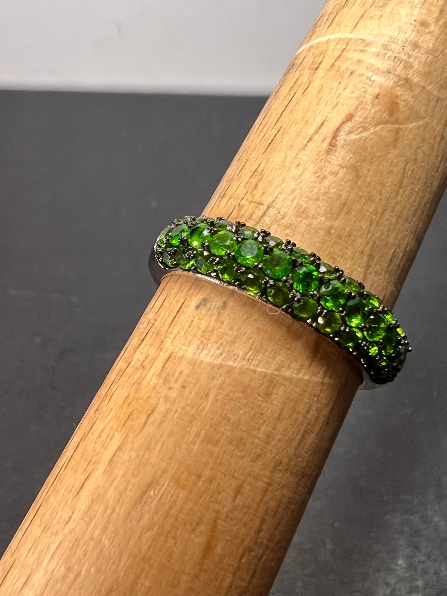 Green Chrome Diopside Rhodium Over Sterling Silver Ring 1.18ctw size 9