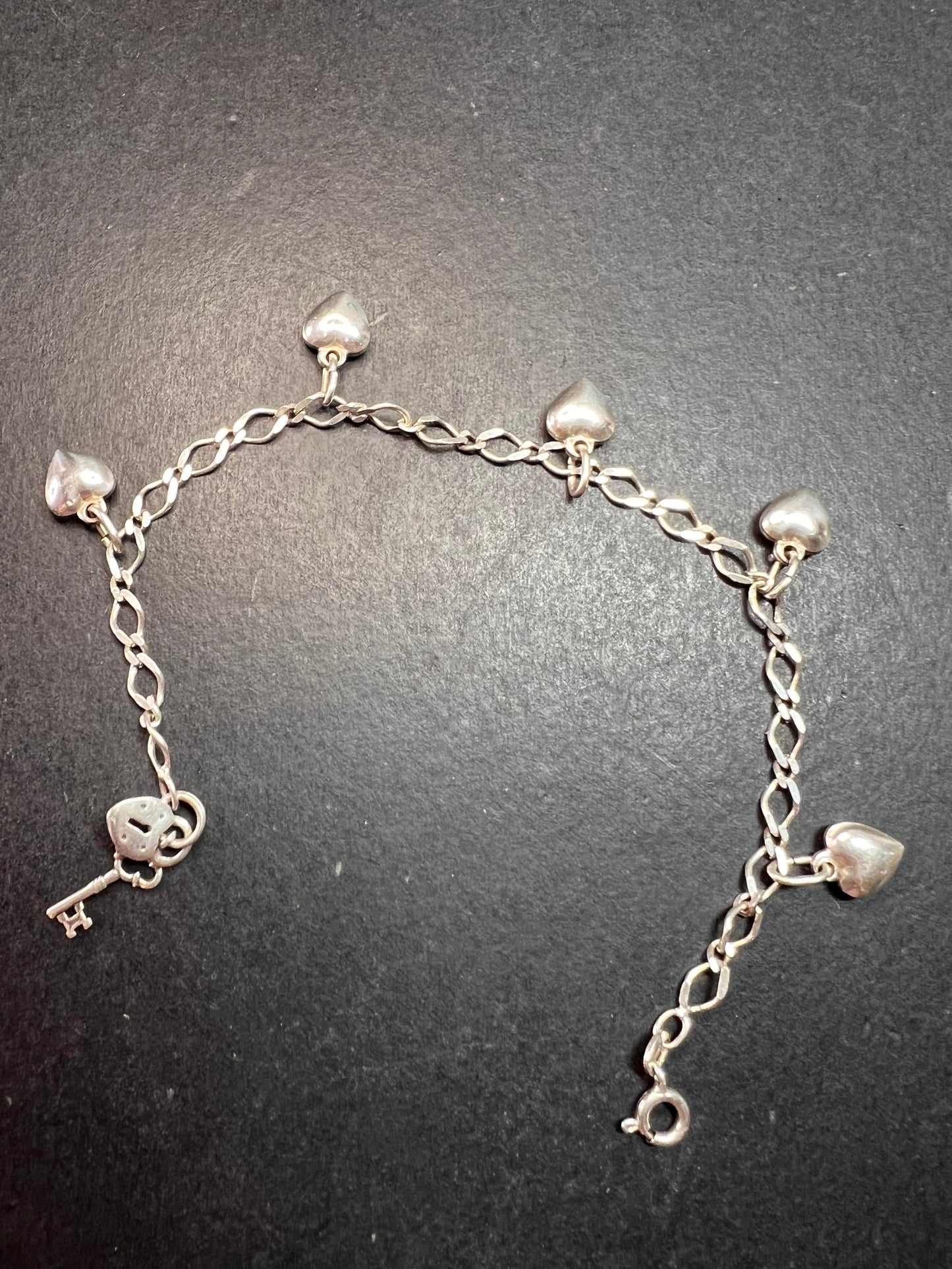 Vintage sterling silver puffy hearts lock and key charm bracelet 7.5 inch