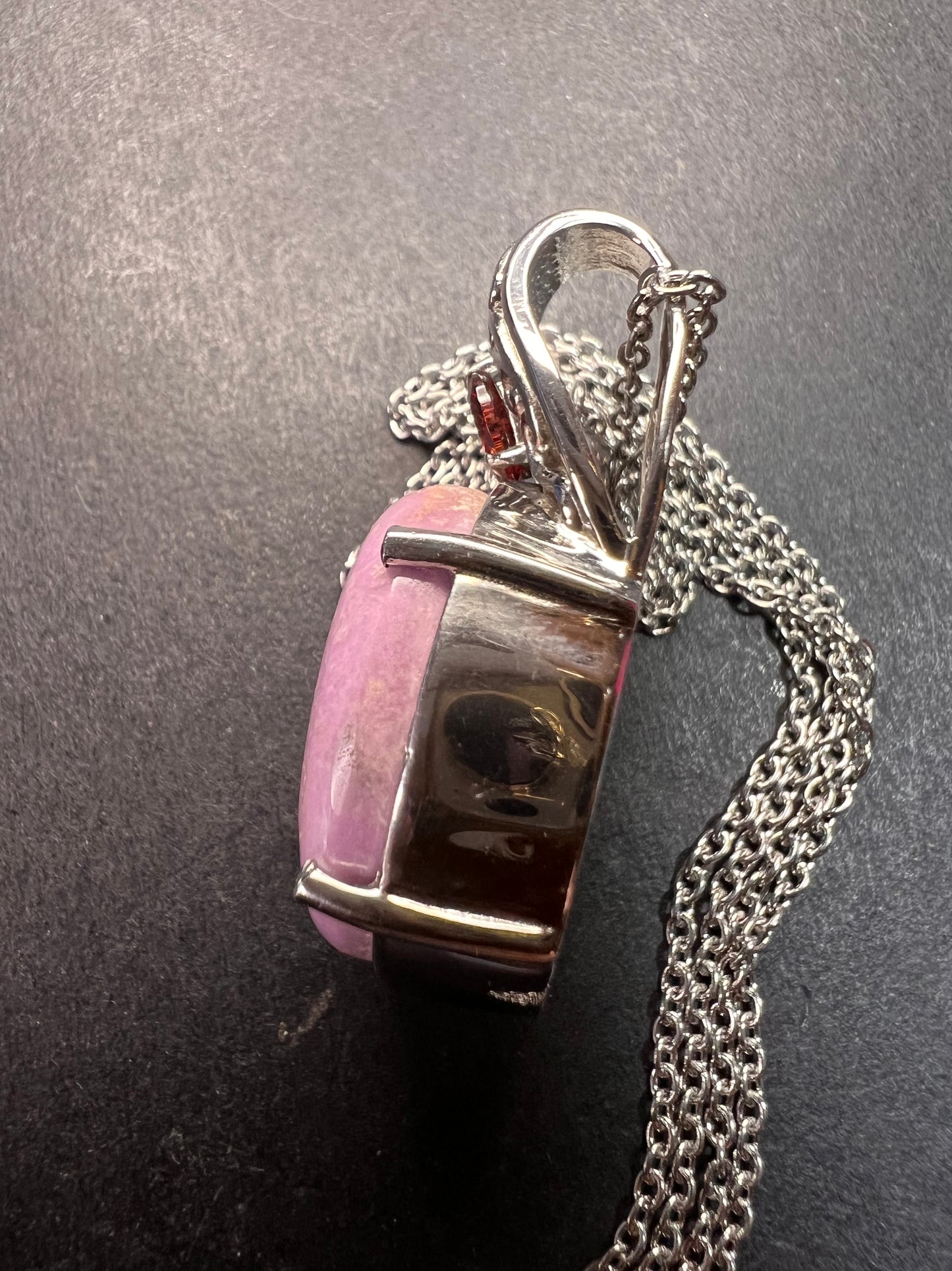 NEW Phosphosiderite and garnet stainless steel pendant 20 inch necklace