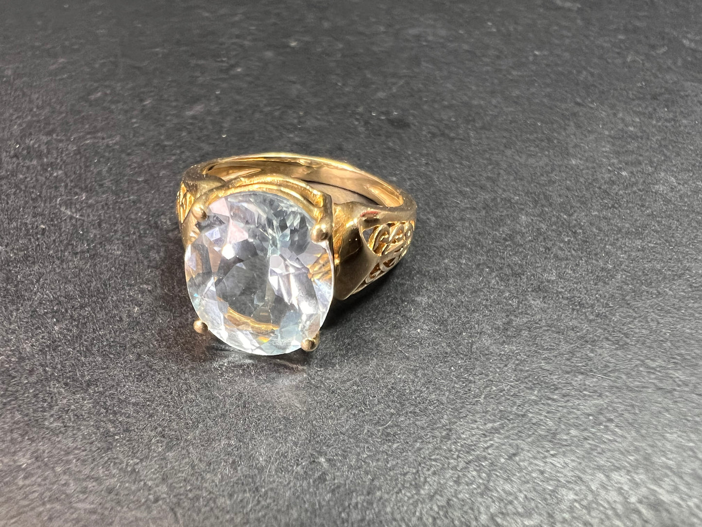 Vintage 14K Gold Aquamarine Solitaire Ring Filigree Statement Size 7