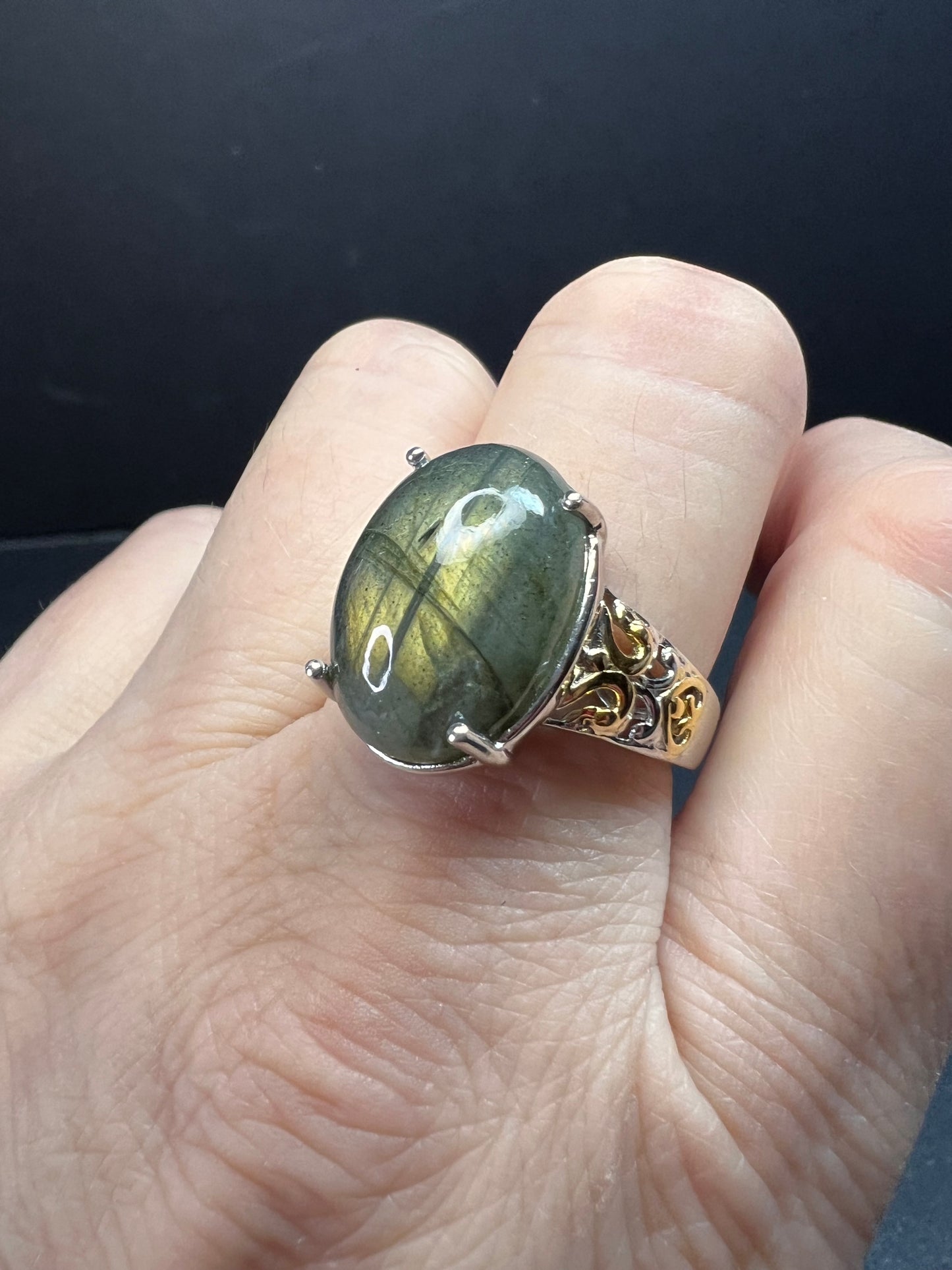 NEW Karis labradorite two toned ring size 9