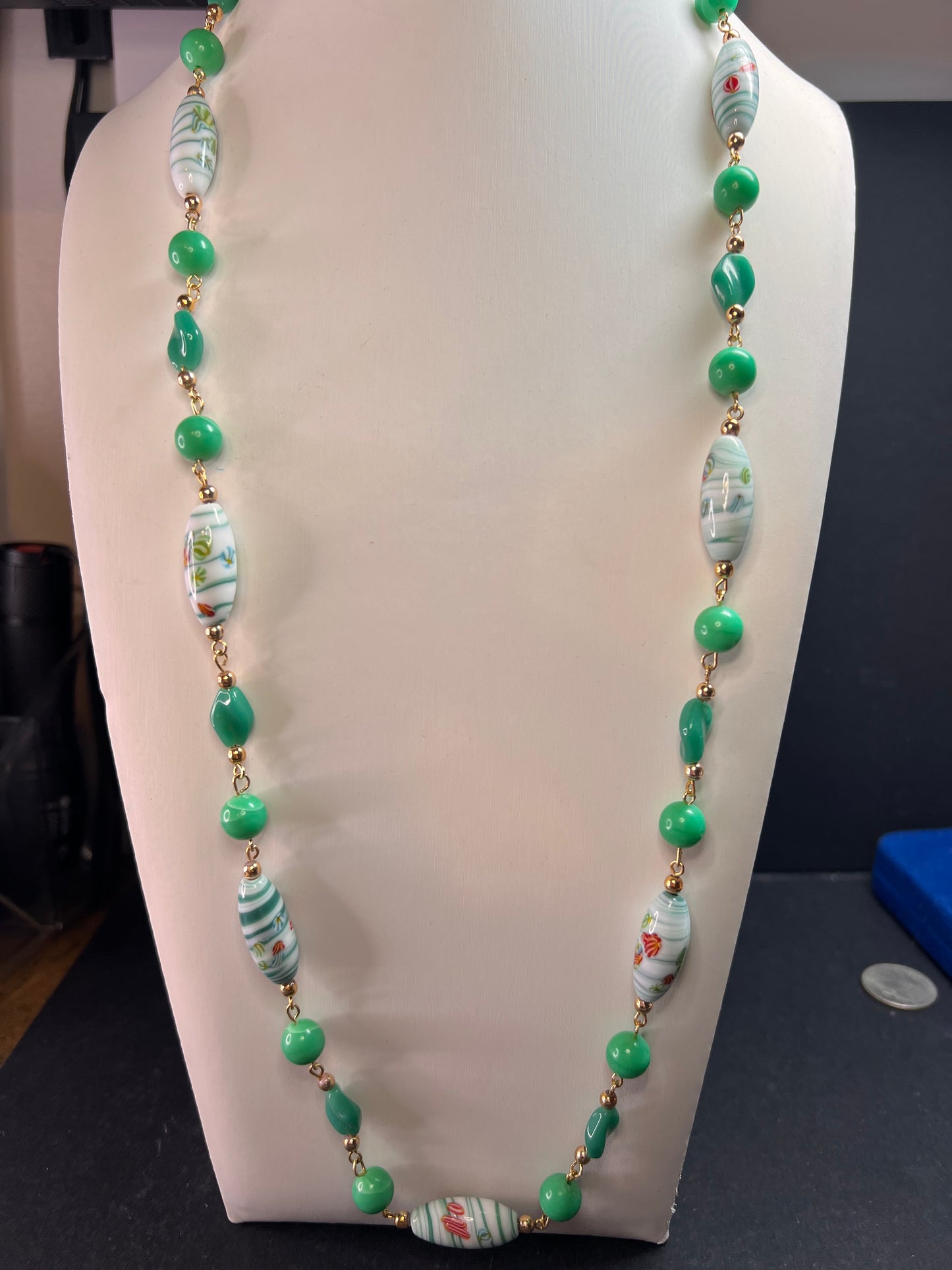 Vintage 32" Italian Murano Art Glass Green Floral Beaded Necklace