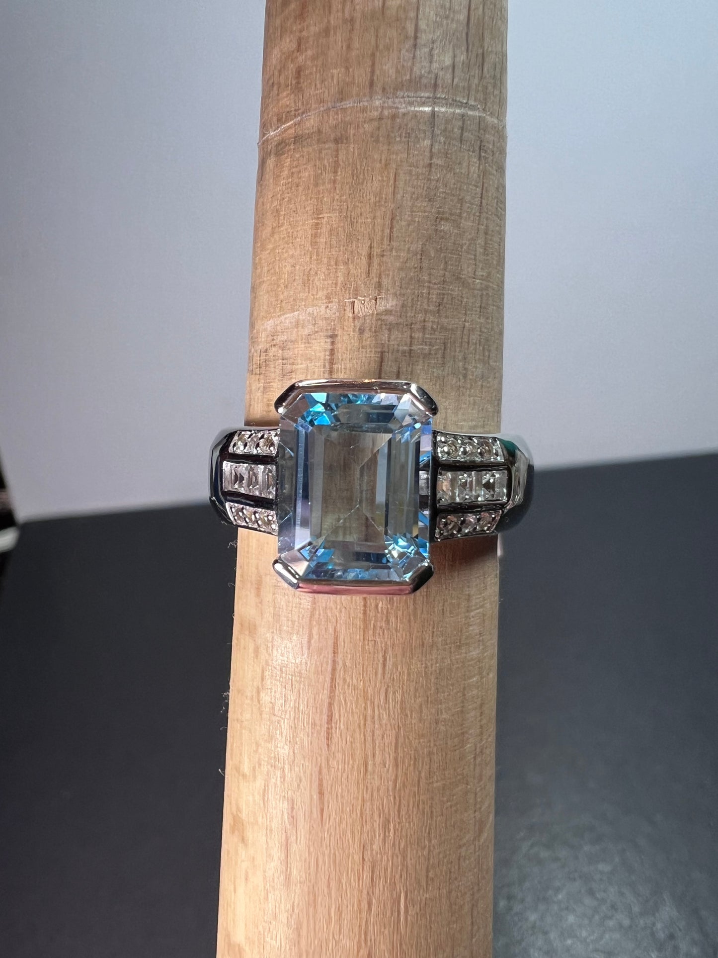 Blue and white topaz sterling ring size 9