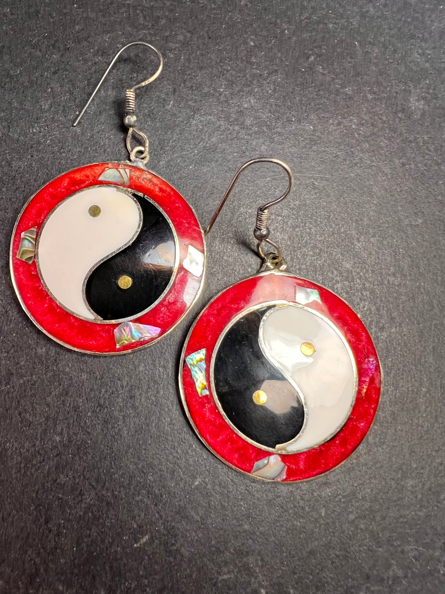 Vintage ALPACA MEXICO Silver MOP Abalone Yin Yang Drop Earrings