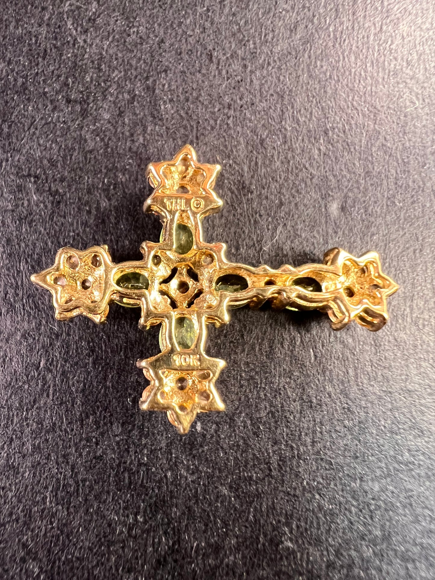 Vintage 10K Yellow Gold Tsavorite and Golden Beryl Cross Pendant – Samuel Aaron