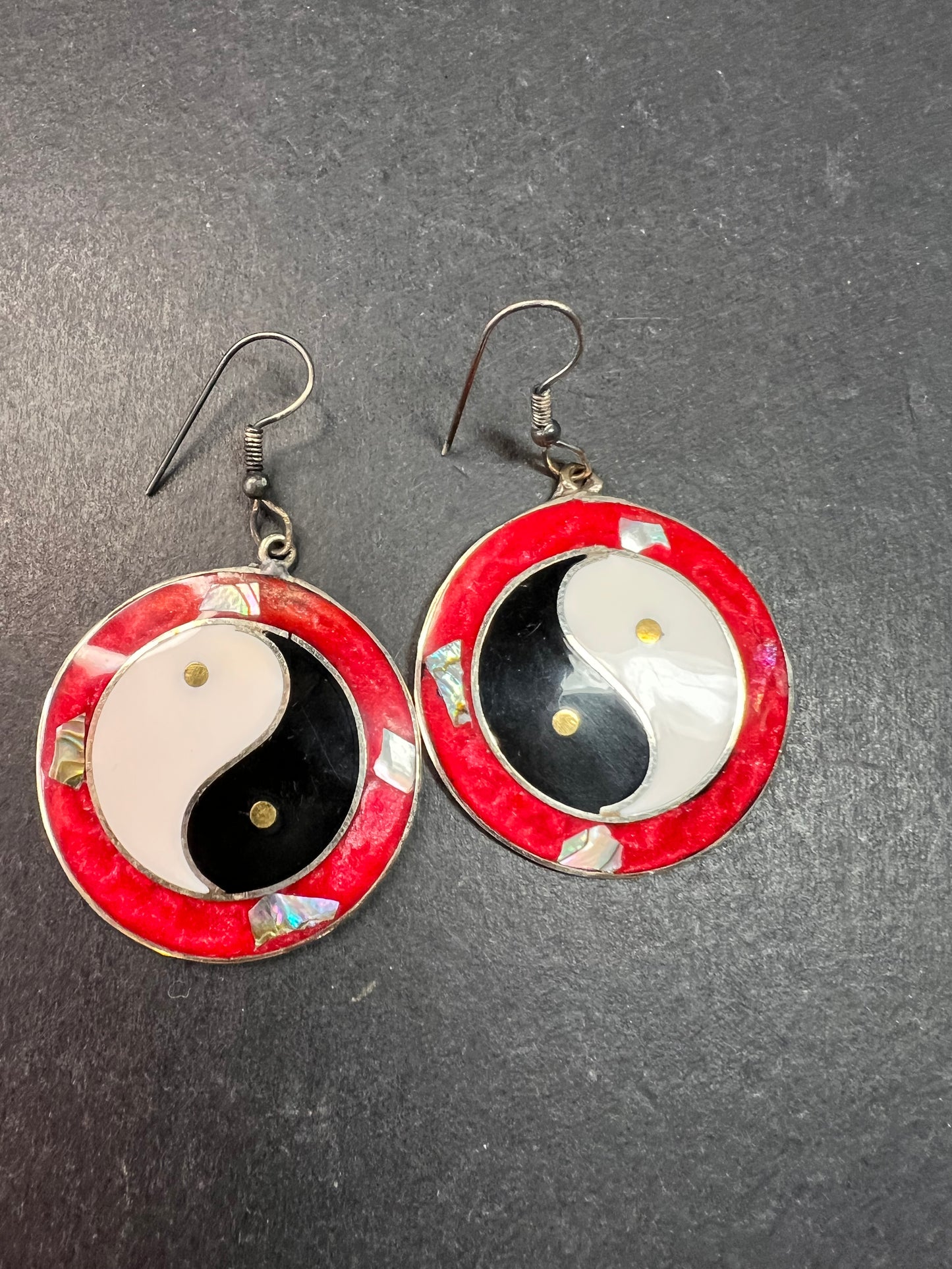 Vintage ALPACA MEXICO Silver MOP Abalone Yin Yang Drop Earrings