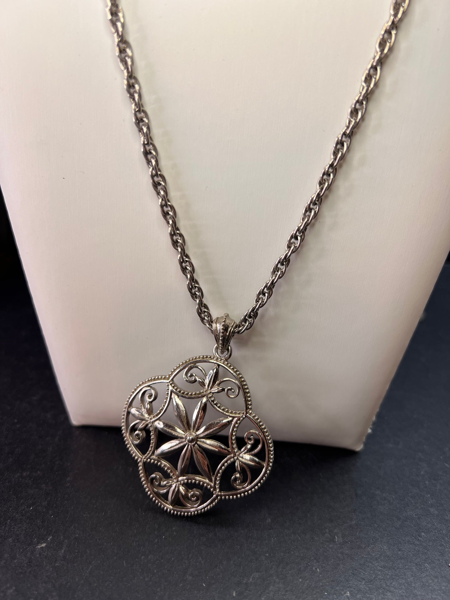 Vintage 1928 Silver Tone Filigree Medallion Rope Chain Necklace 28”