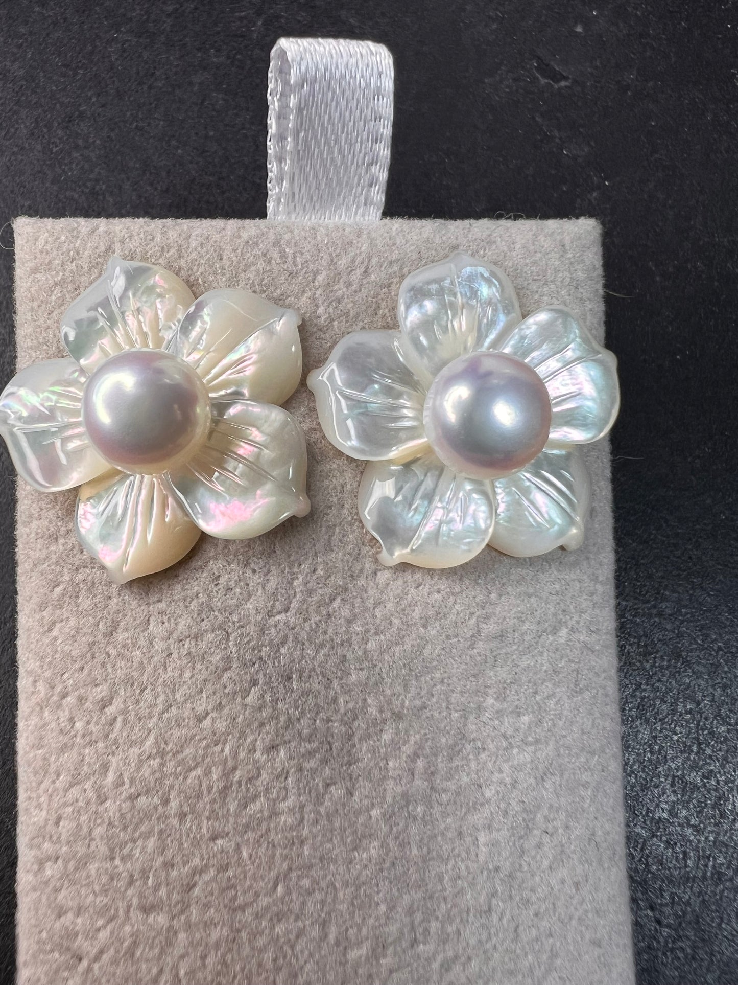 Vintage dead stock set of mother of pearl plumeria stud earrings in sterling silver