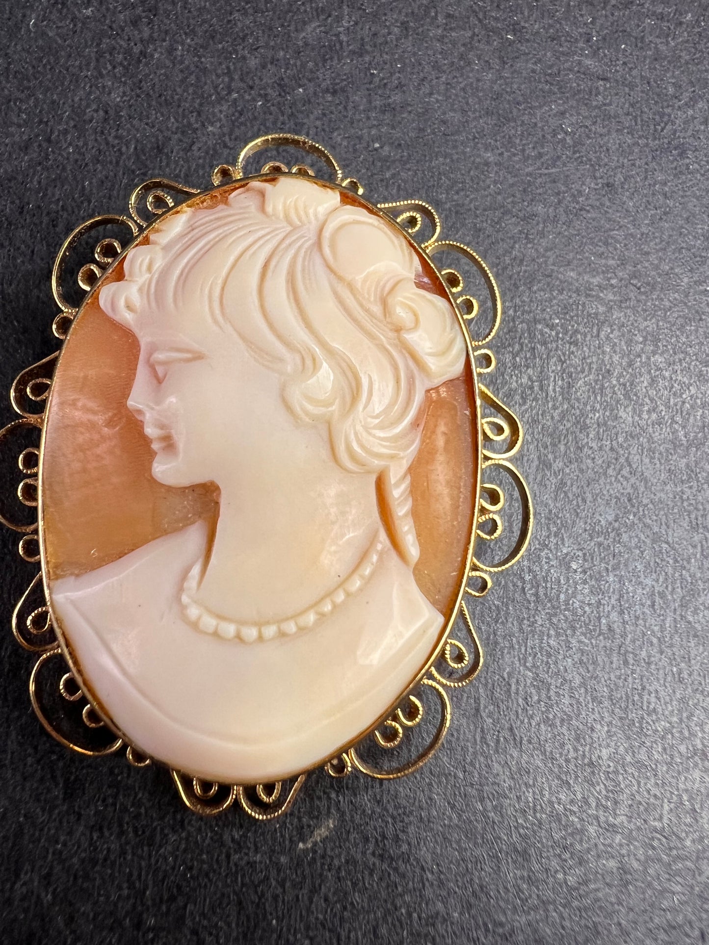 Vintage 1960s Hand Carved Shell Cameo Brooch Pendant – 12K Gold Filled Filigree Frame – 2” x 1.5”