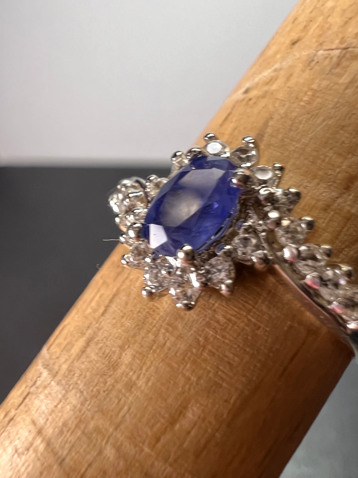 Blue sapphire and zircon ring in platinum over sterling silver size 7 *NEW*